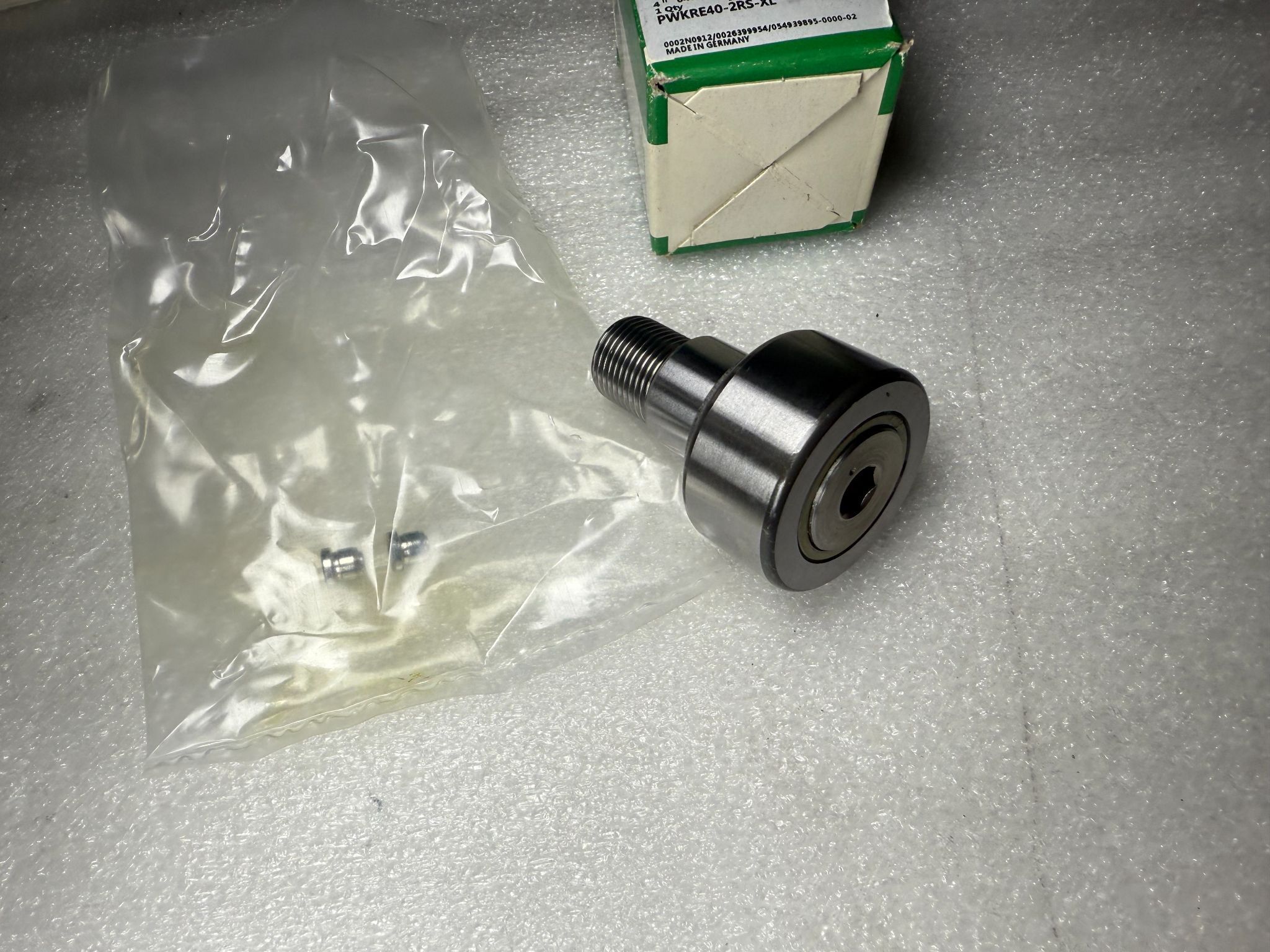 INA PWKRE40-2RS-XL Cam Follower Bearing 18 mm Stud x 40 mm Roller Diameter NEW 3