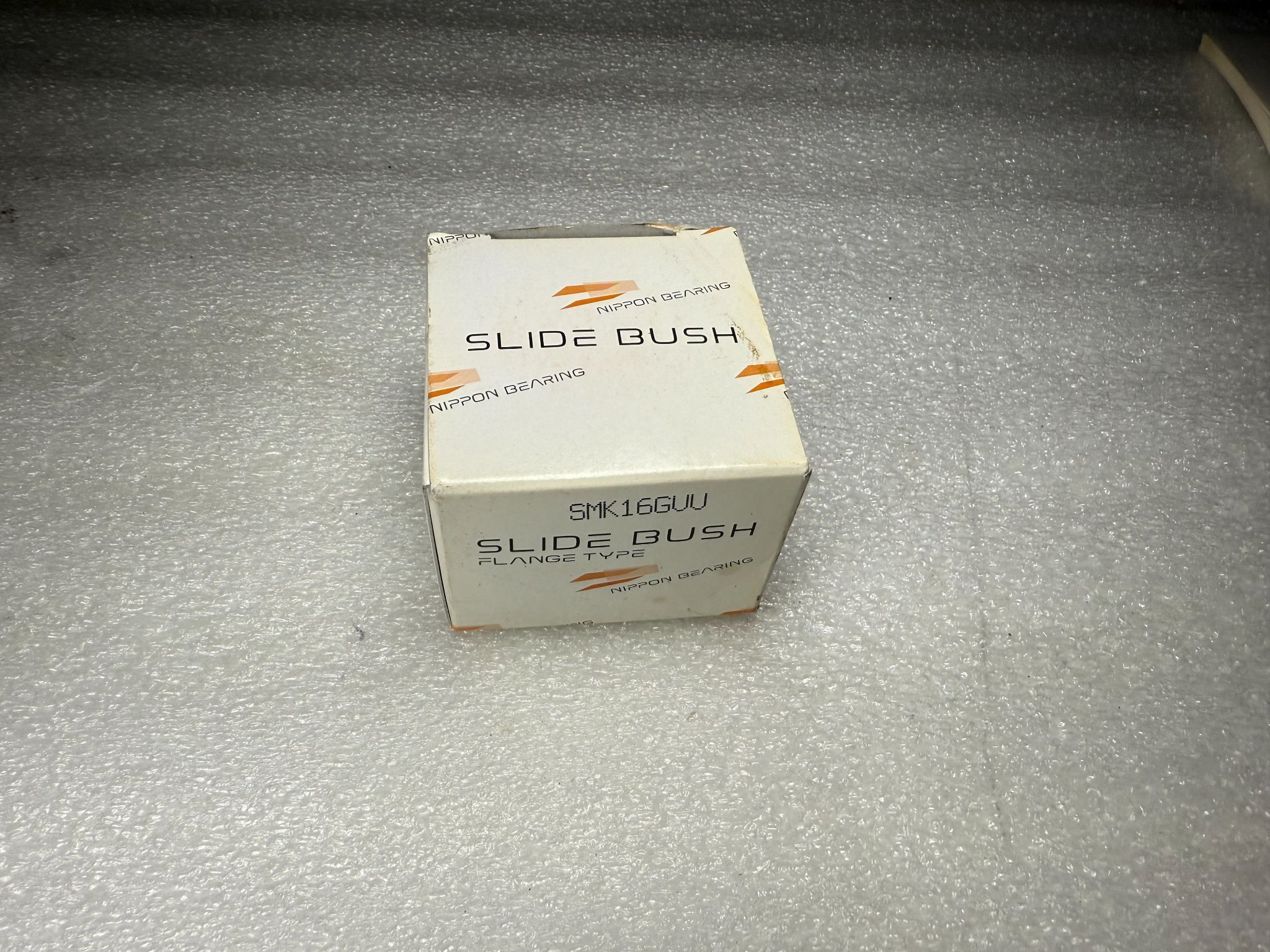 NB SMK16GUU Flanged Linear Bearing 16 mm ID x 28 mm OD NEW 0