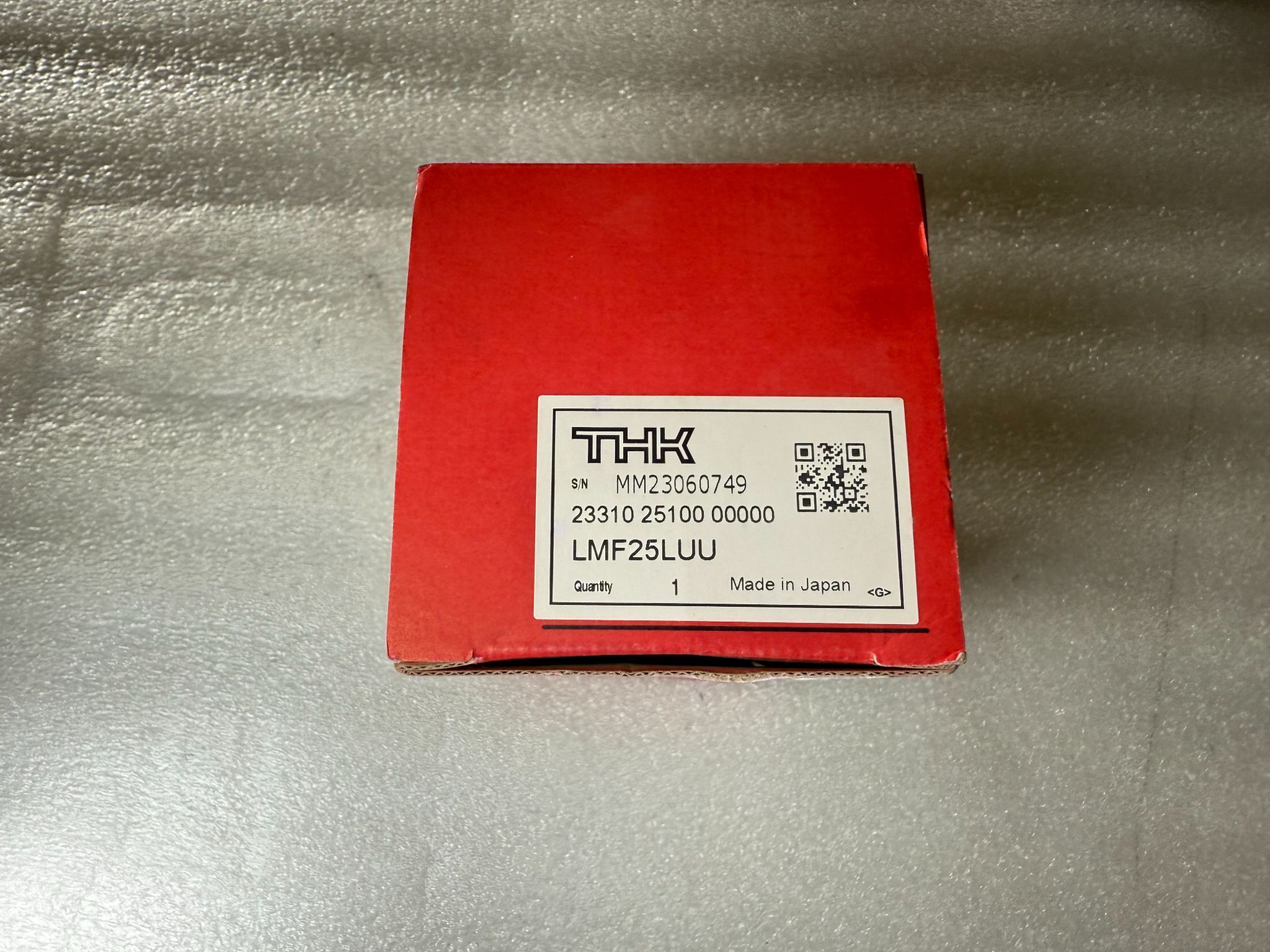 THK LMF25LUU Flanged Linear Bearing 25 mm ID x 40 mm OD NEW 2