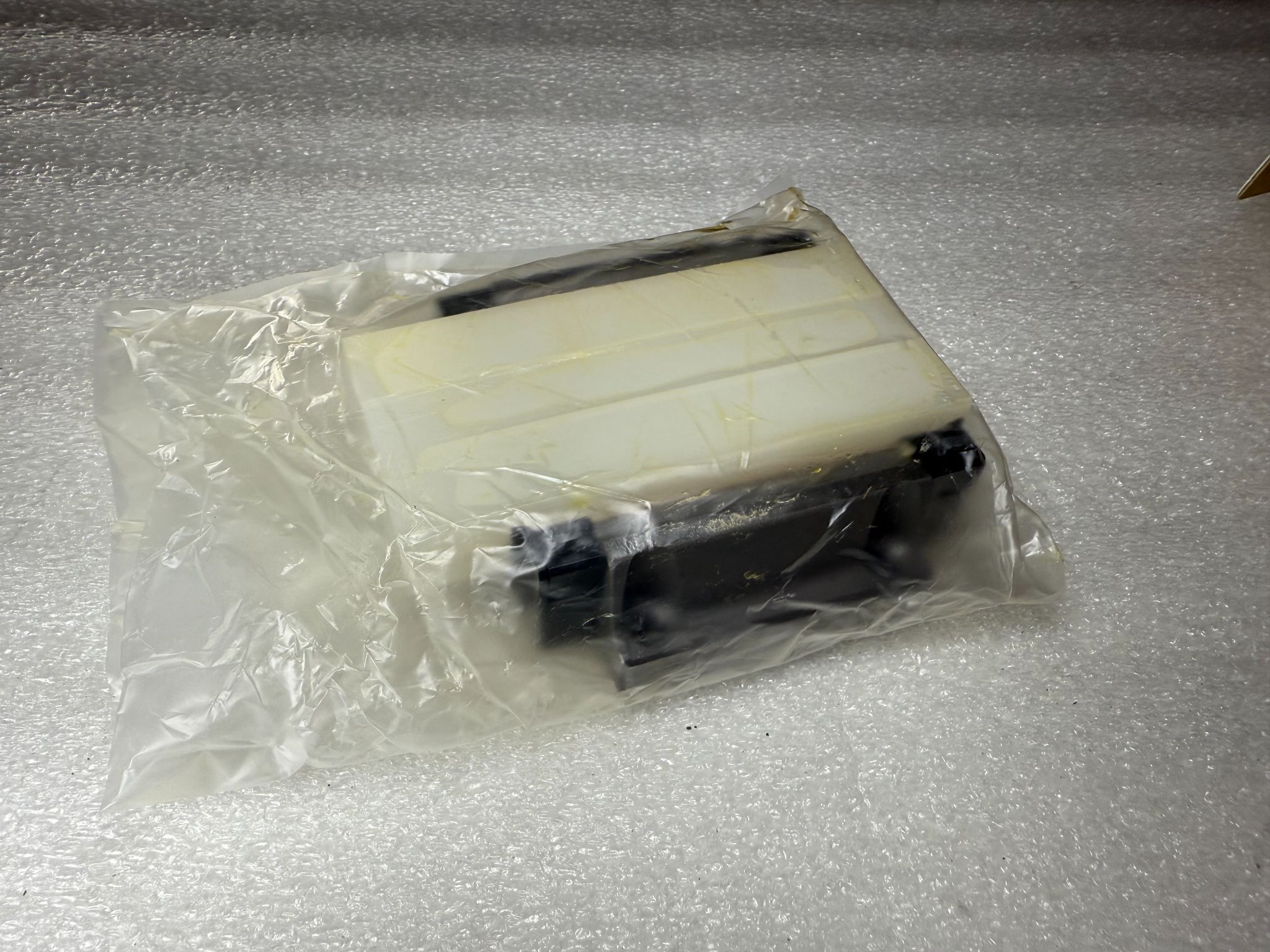 IKO LWFF42C1HS2 Linear Way Guide Block NEW 3