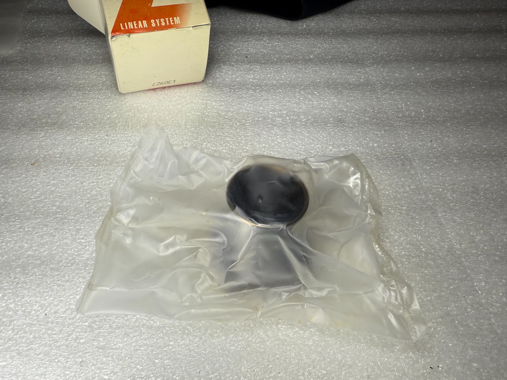 NB SMK-20GUU Flange Type Linear Bushing NEW 1