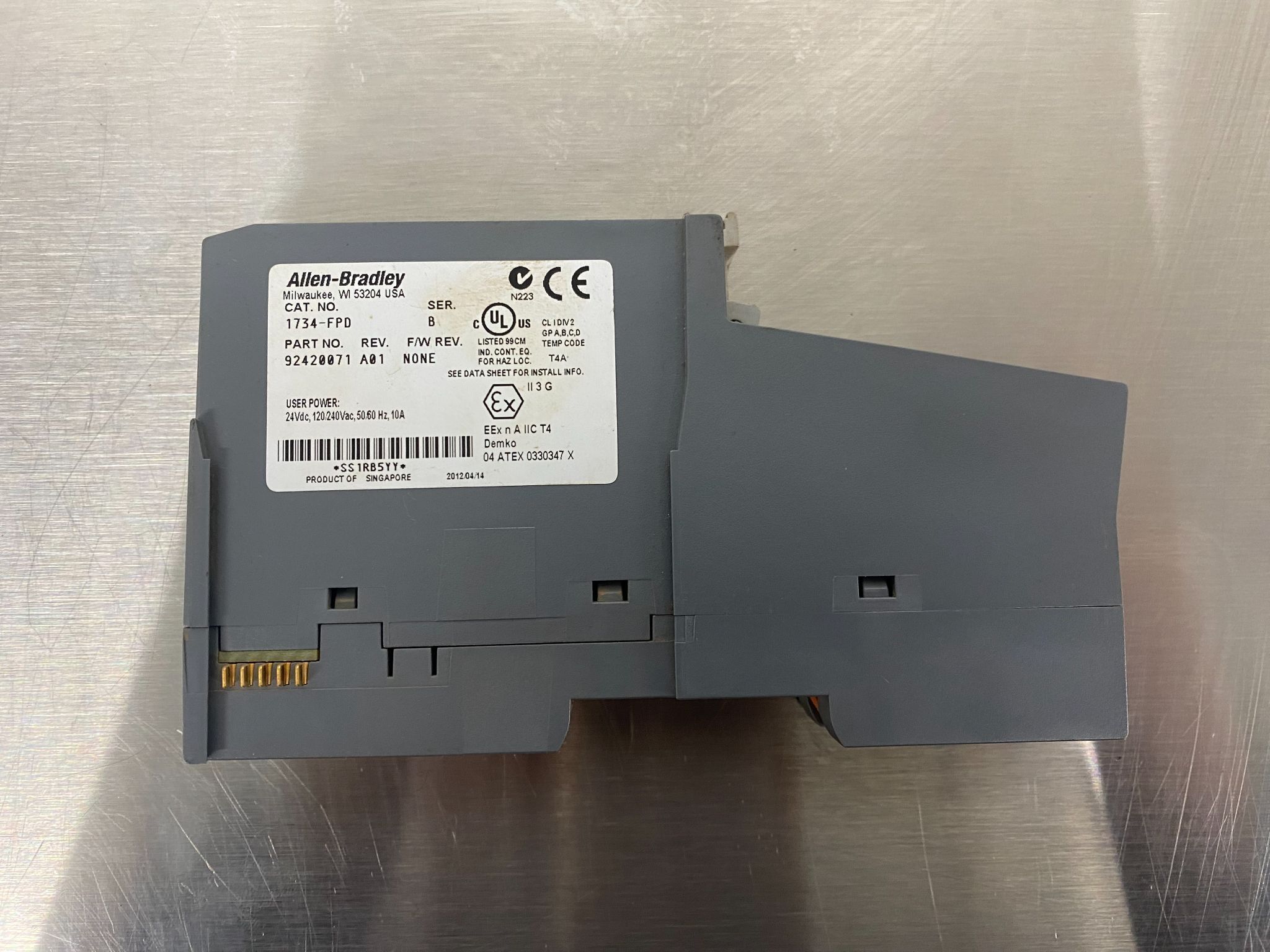 ALLEN BRADLEY 1734-FPD/B Point I/O Field Power Distributor Module USED 1
