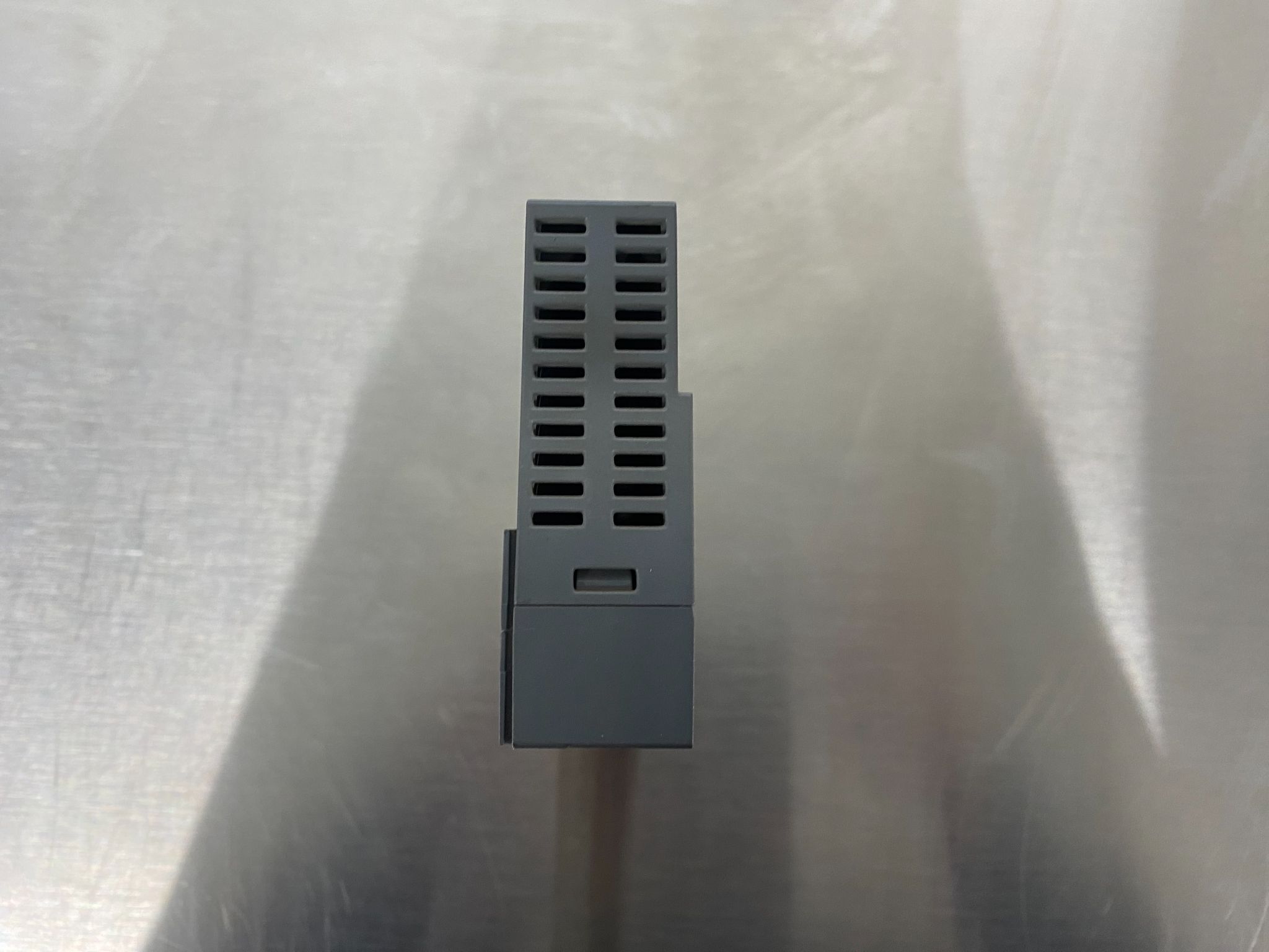 ALLEN BRADLEY 1734-FPD/B Point I/O Field Power Distributor Module USED 4