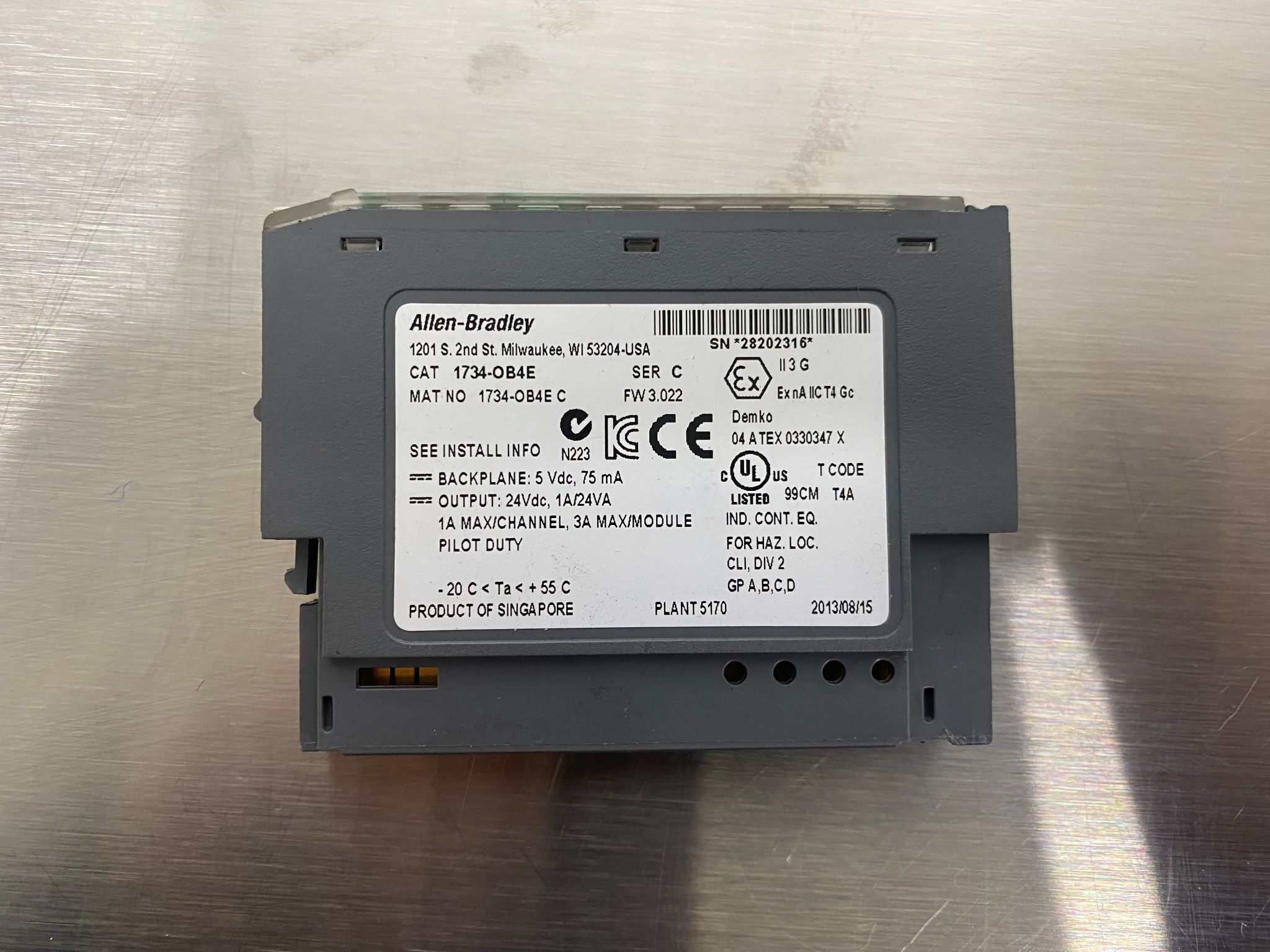 ALLEN BRADLEY 1734-OB4E Point I/O Output Module USED 2