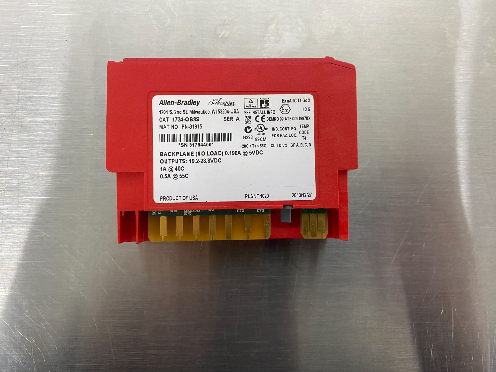 ALLEN BRADLEY 1734-OB8S Point I/O Digital DC Output Safety Module 1