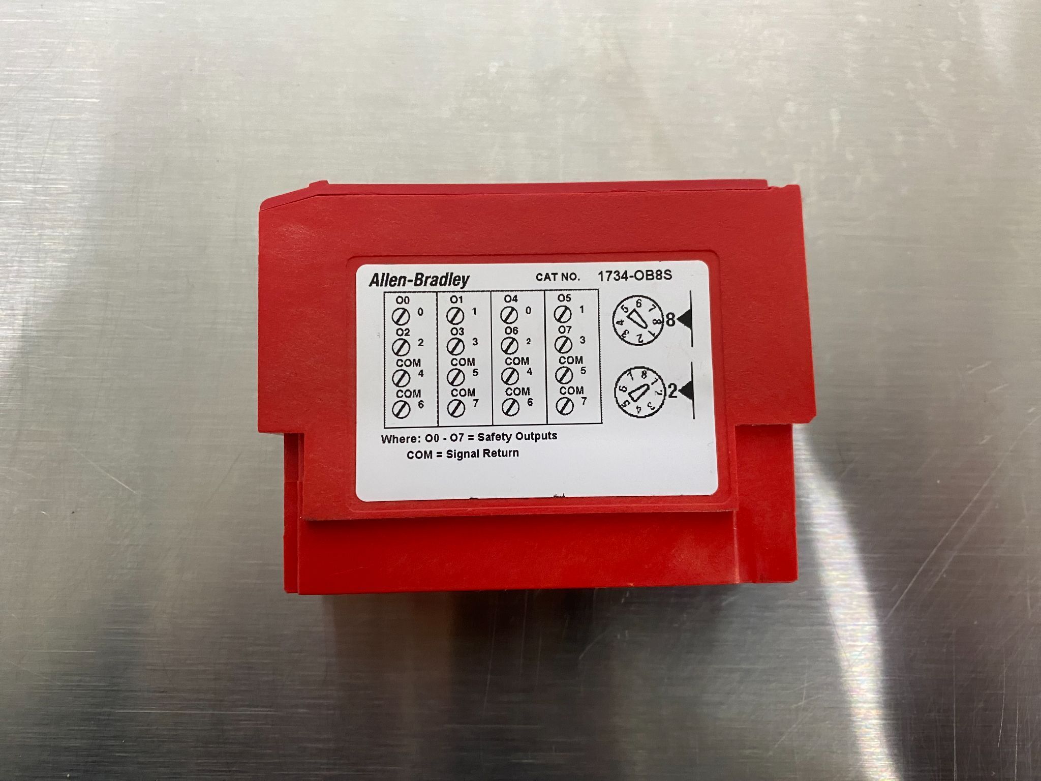 ALLEN BRADLEY 1734-OB8S Point I/O Digital DC Output Safety Module 3
