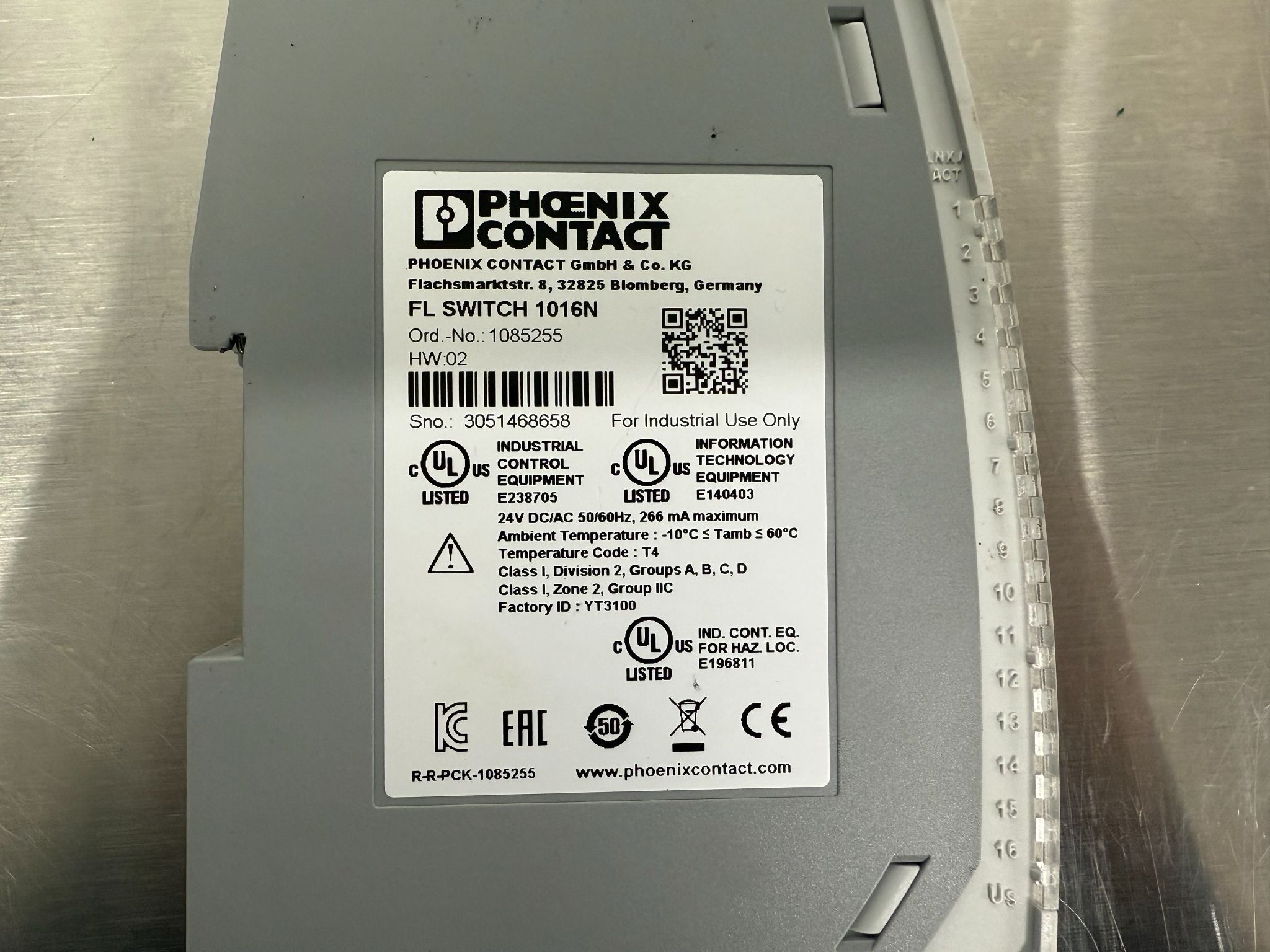 Phoenix Contact FL SWITCH 1016N 1085255 Ethernet Switch USED 3