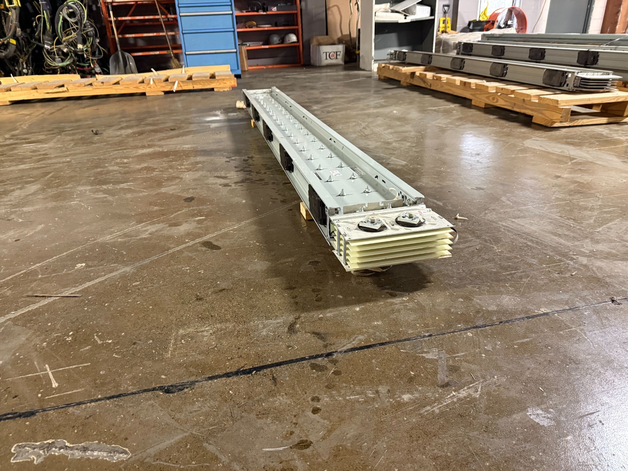 ABB 2500A Spectra Series 10' Straight Length Copper Busway SPSH, 600V, 4G NEW 1