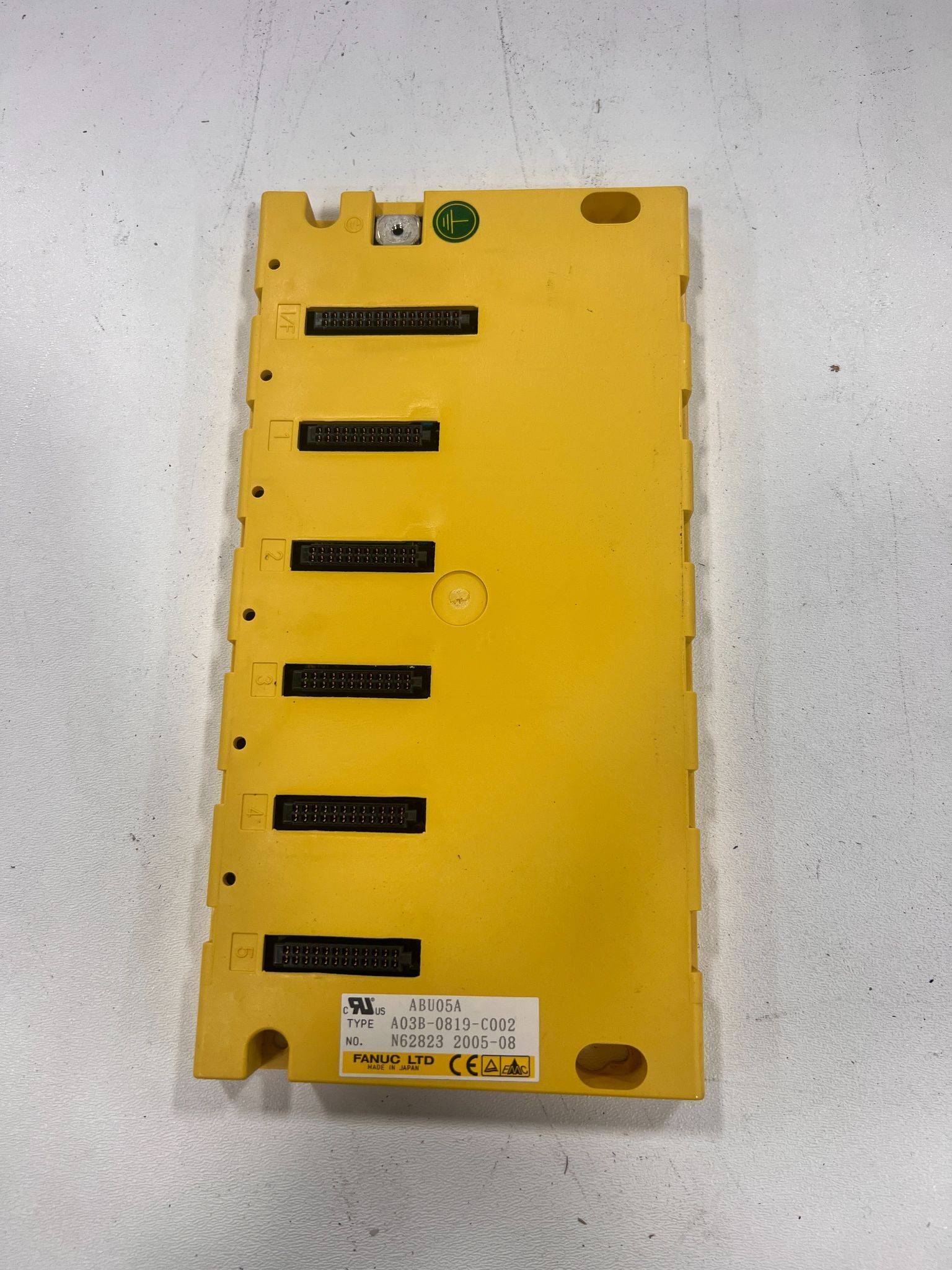 FANUC A03B-0819-C002 5-Slot I/O Base Unit ABU05A Horizontal USED 0