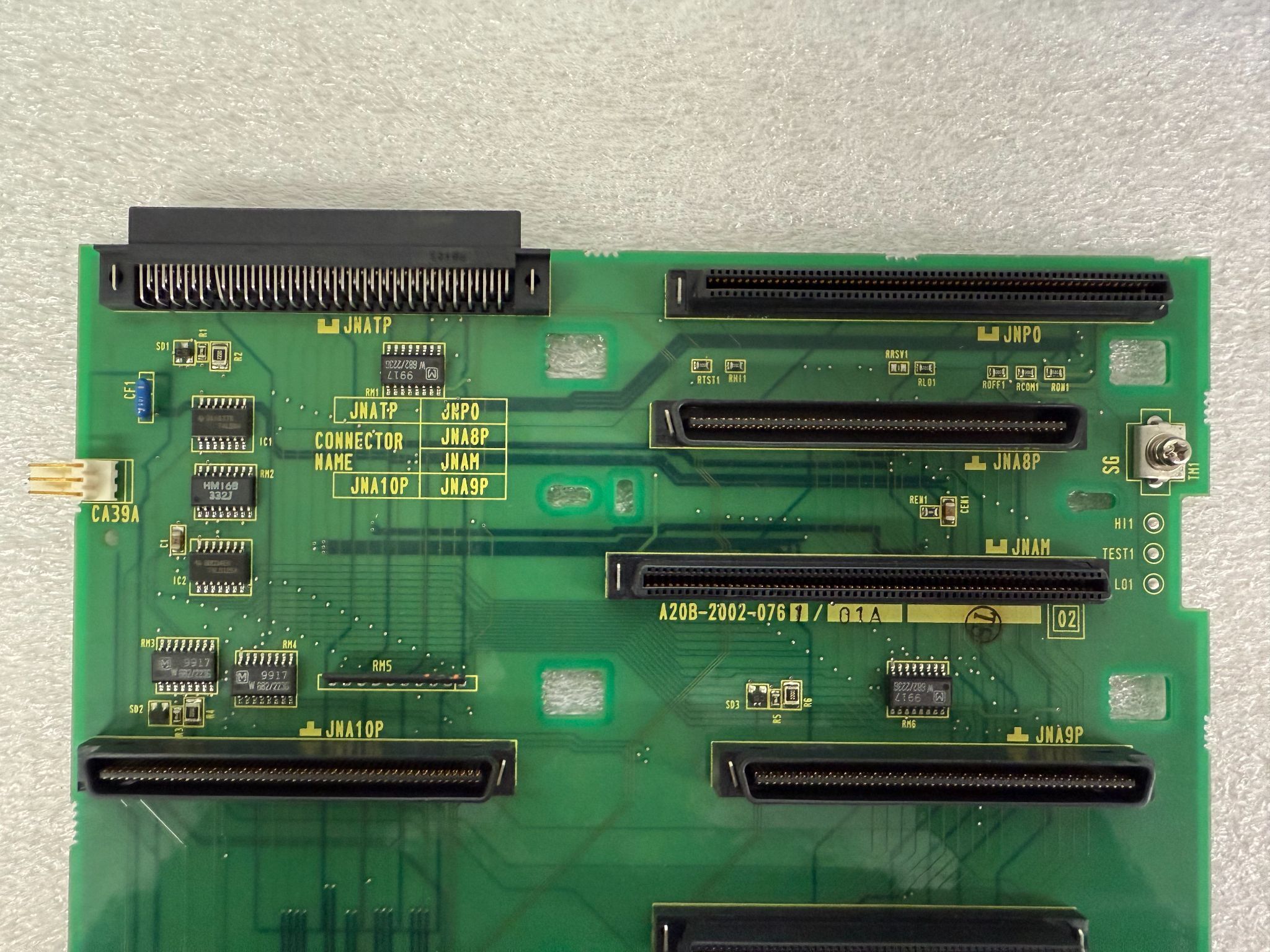 FANUC A20B-2002-0761/01A PCB - Backplane USED 2
