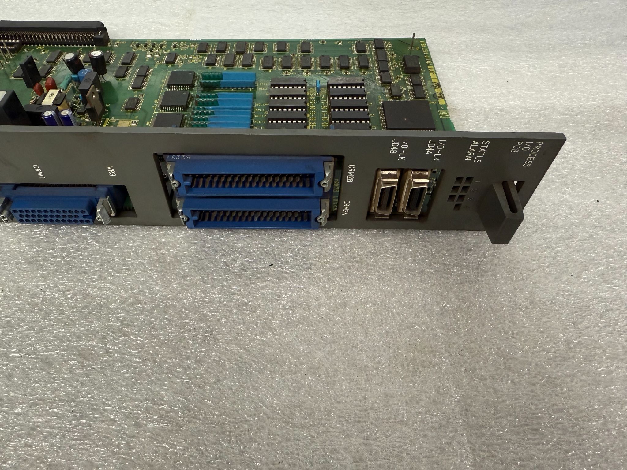 FANUC A16B-2201-0470 /10F PCB - I/O Processor Module USED 2