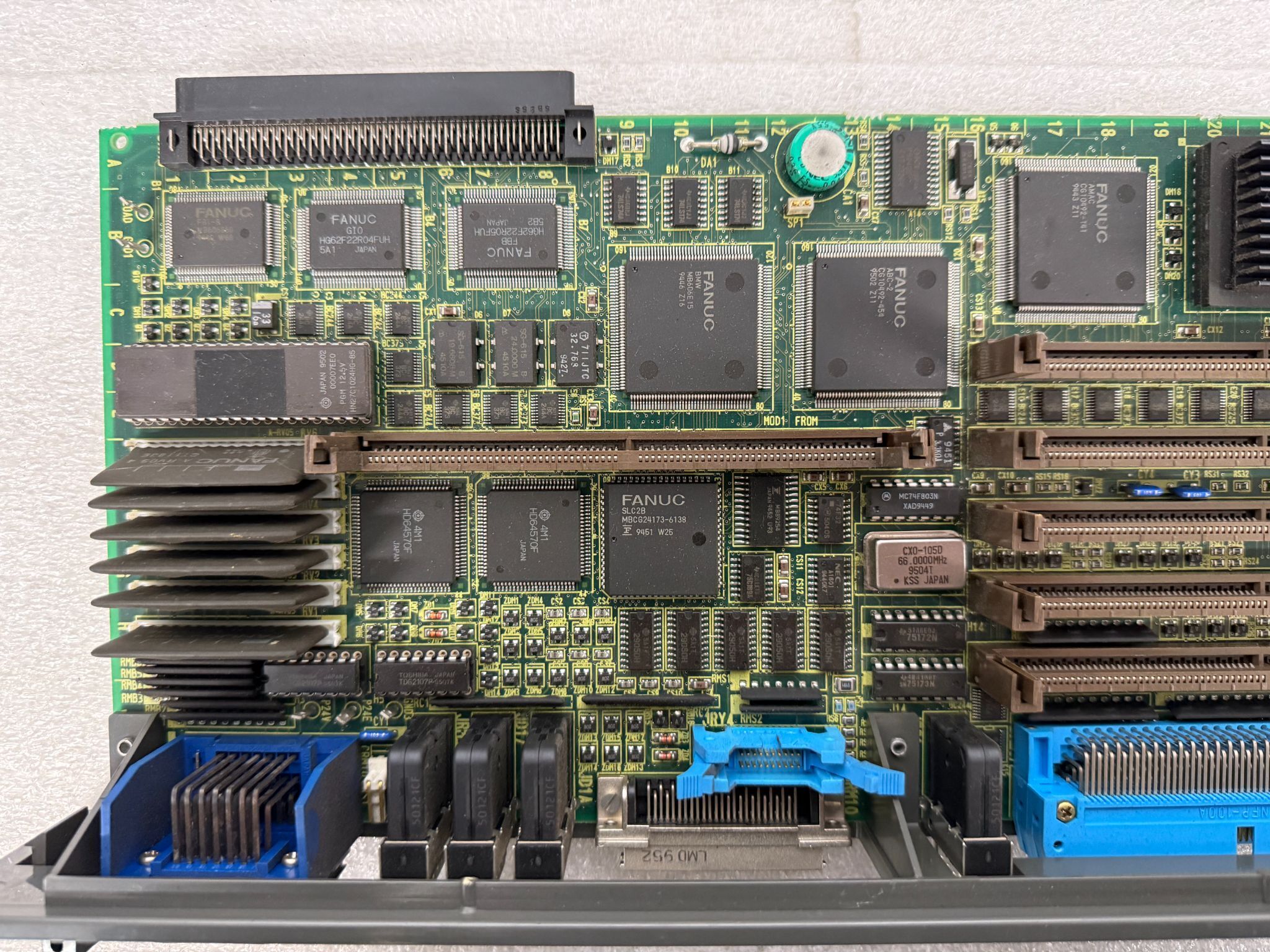 FANUC A16B-3200-0040/03C PCB - R-J2 Main CPU USED 3