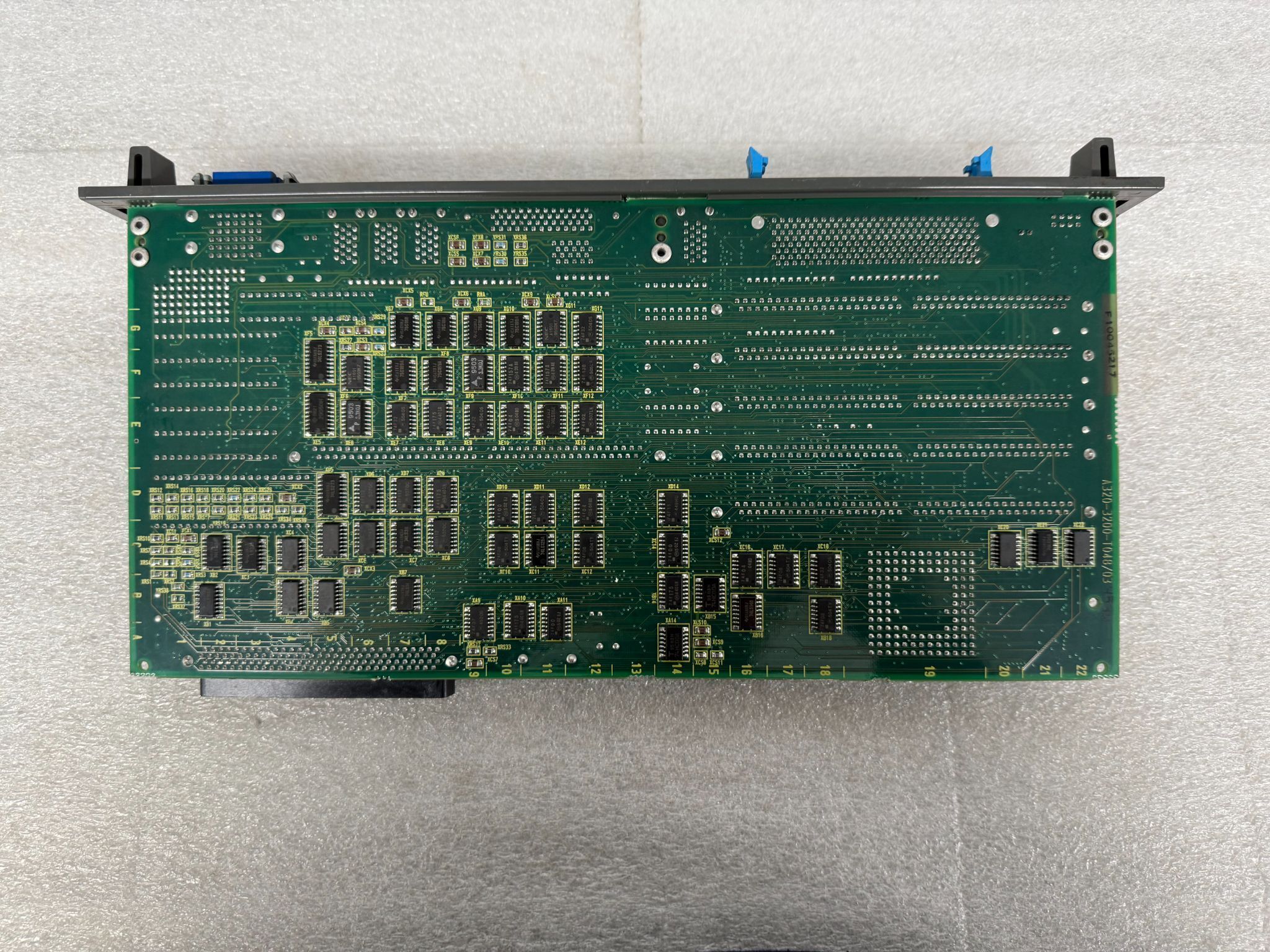 FANUC A16B-3200-0040/03C PCB - R-J2 Main CPU USED 5