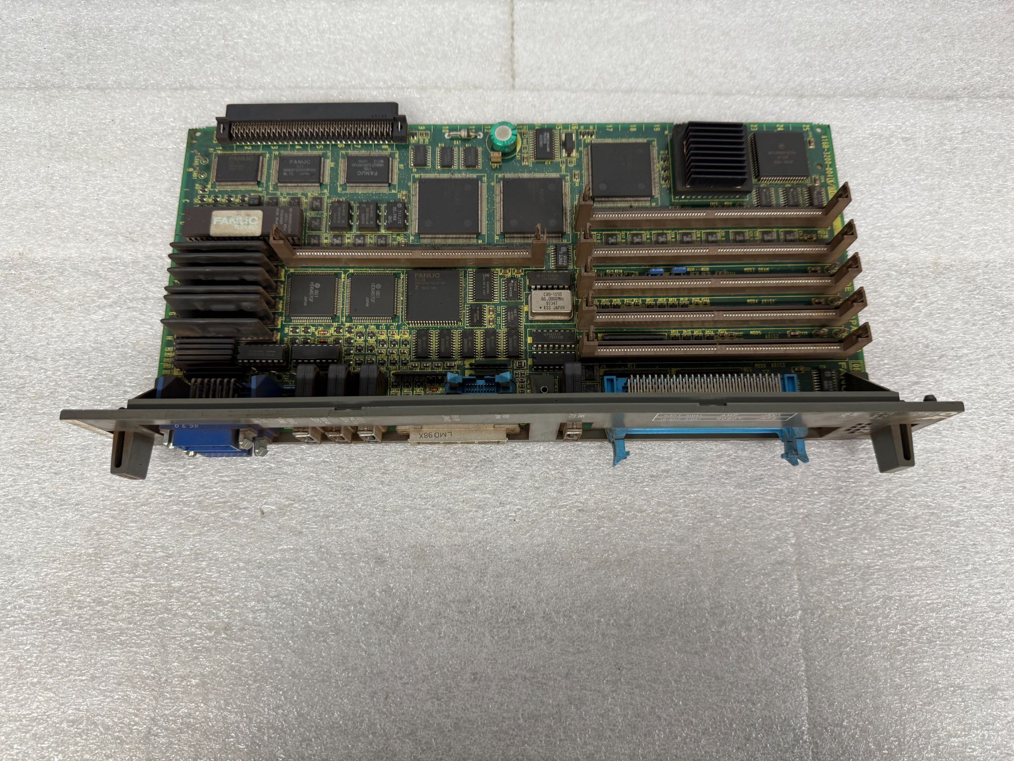 FANUC A16B-3200-0040/06D PCB - R-J2 Main CPU USED 0