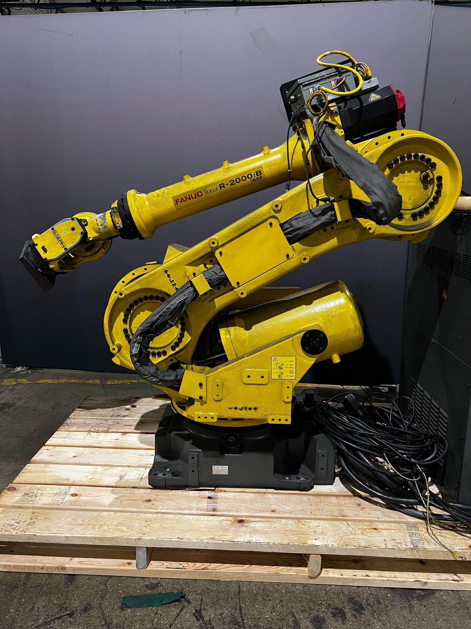 FANUC R-2000iB/165F Complete With R-30iA Controller USED 1