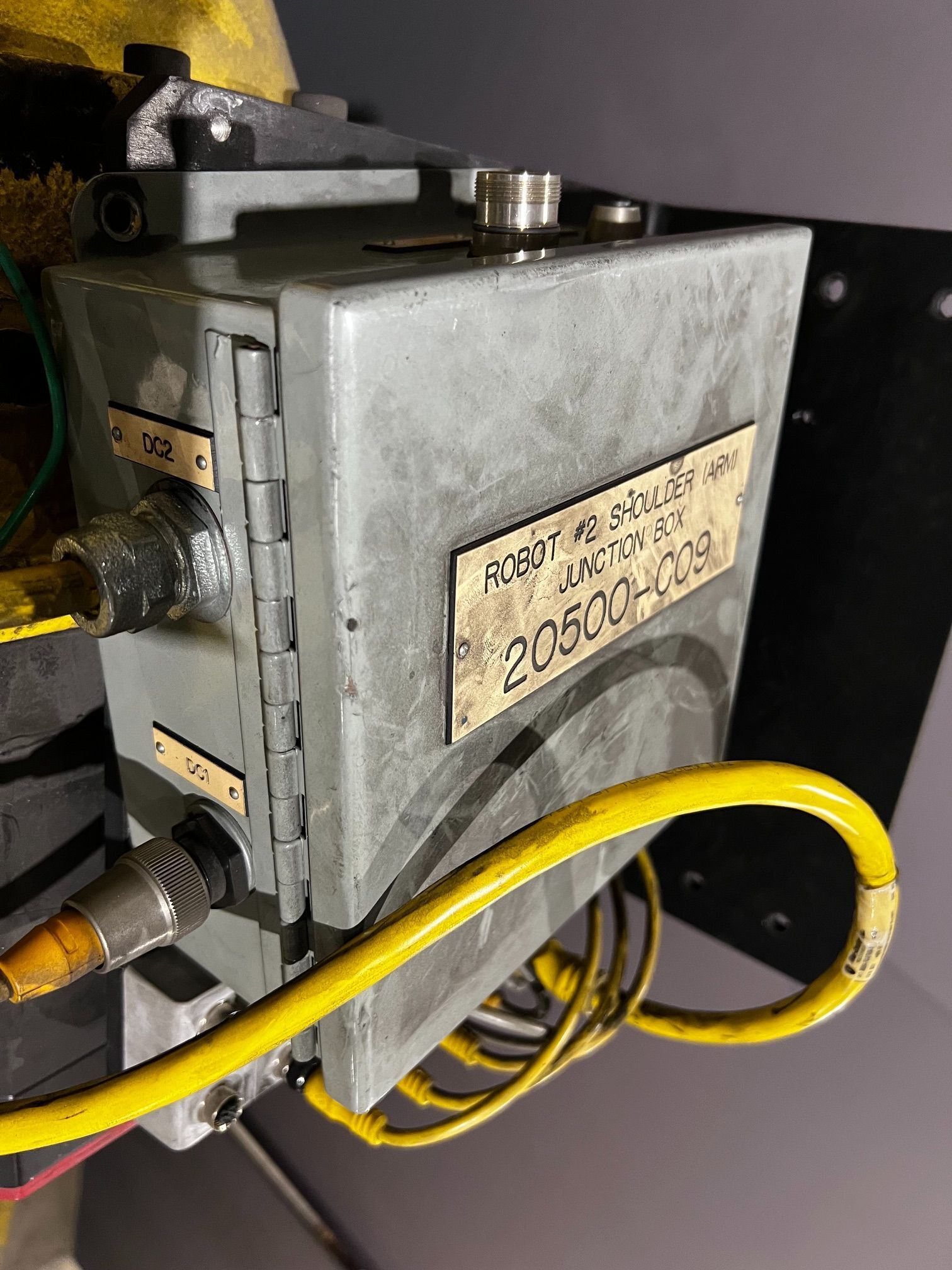 FANUC R-2000iB/165F Complete With R-30iA Controller USED 3