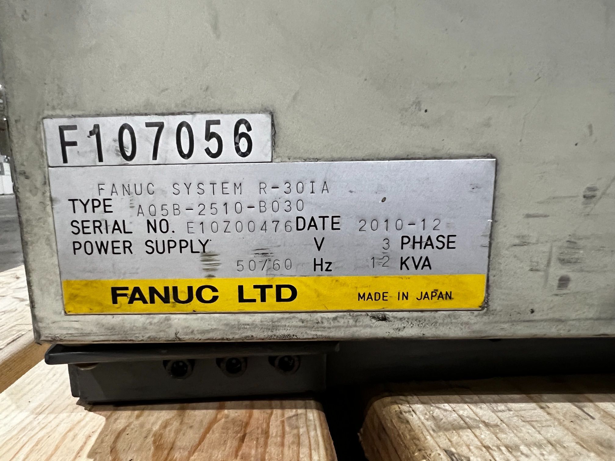 FANUC R-2000iB/165F Complete With R-30iA Controller USED 6