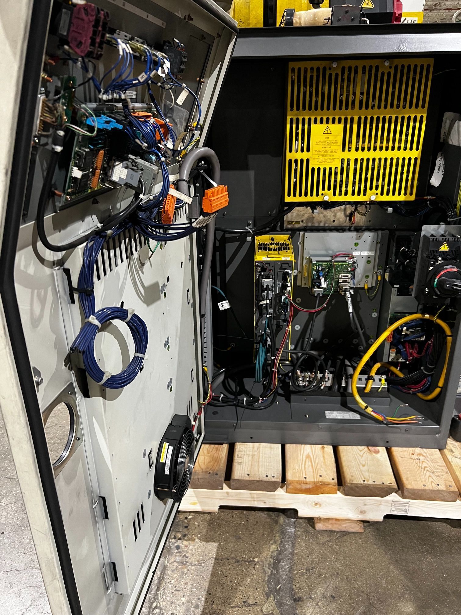 FANUC R-2000iB/165F Complete With R-30iA Controller USED 7