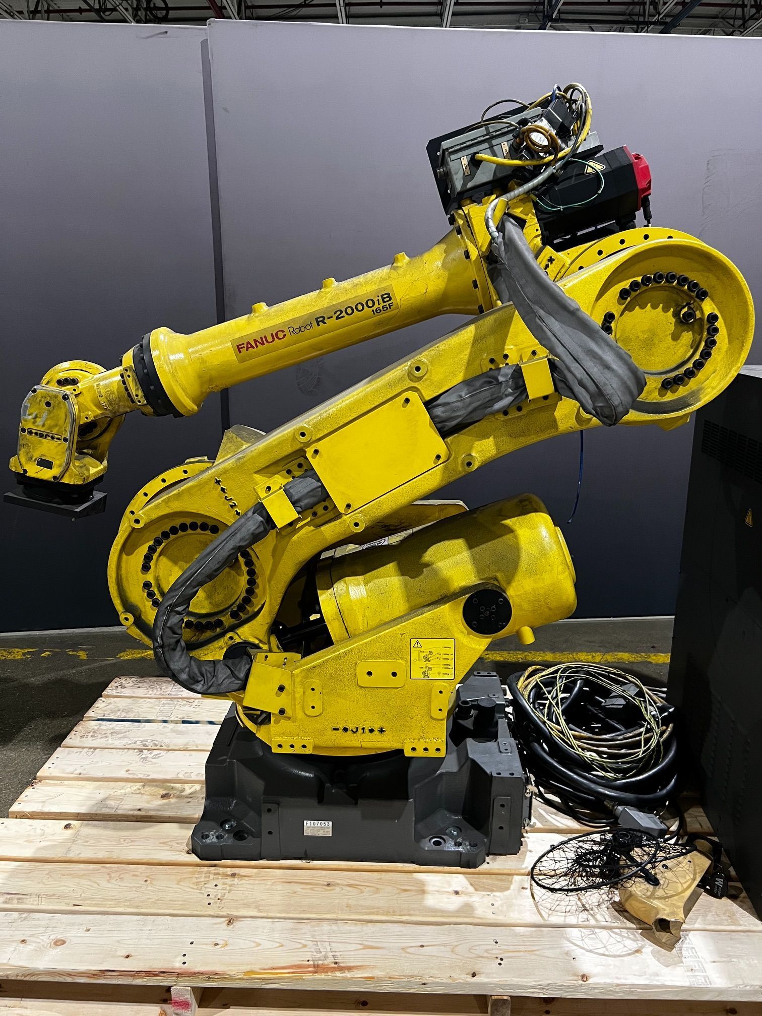 FANUC R-2000iB/165F Complete With R-30iA Controller USED 1