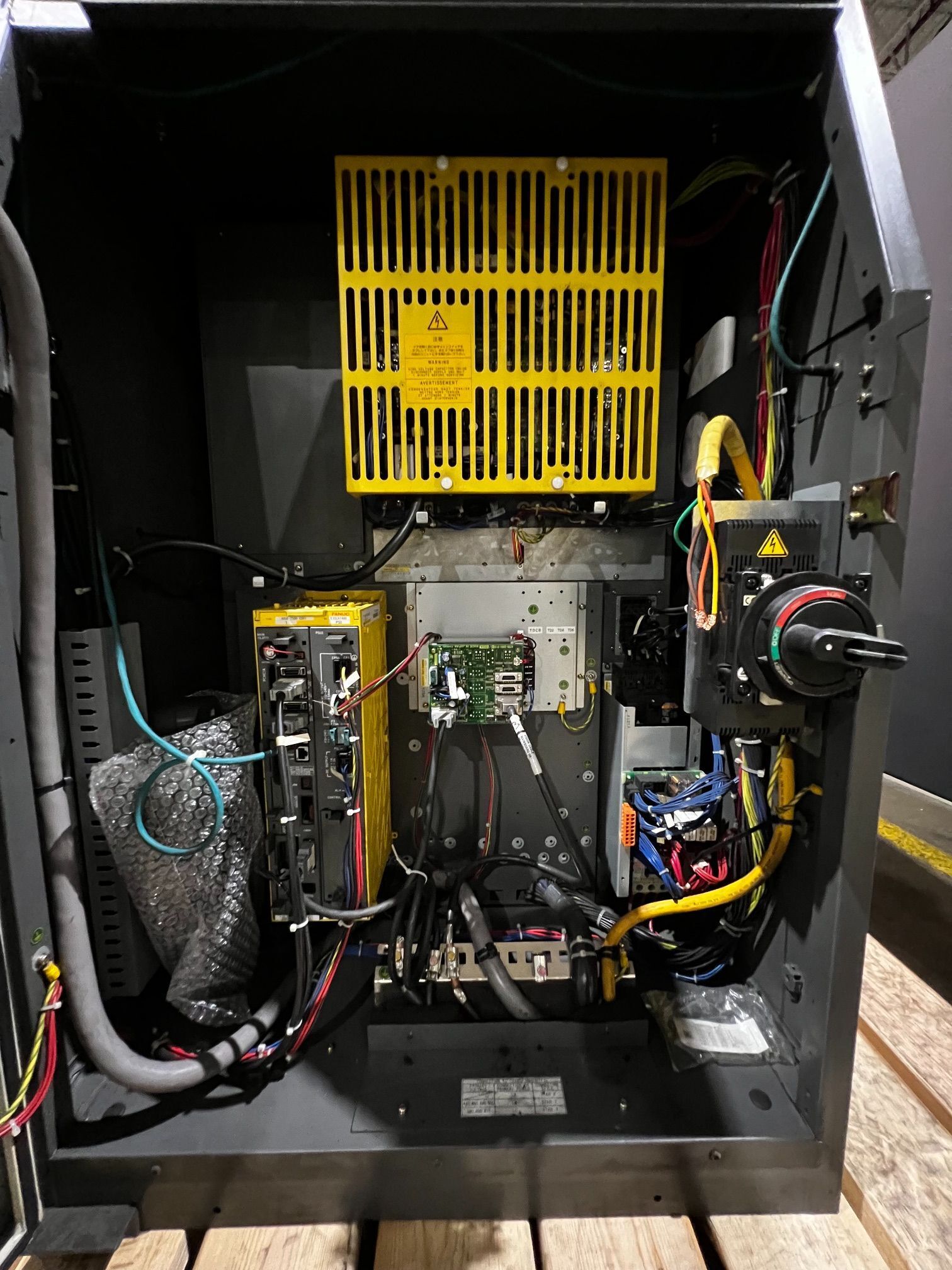 FANUC R-2000iB/165F Complete With R-30iA Controller USED 8