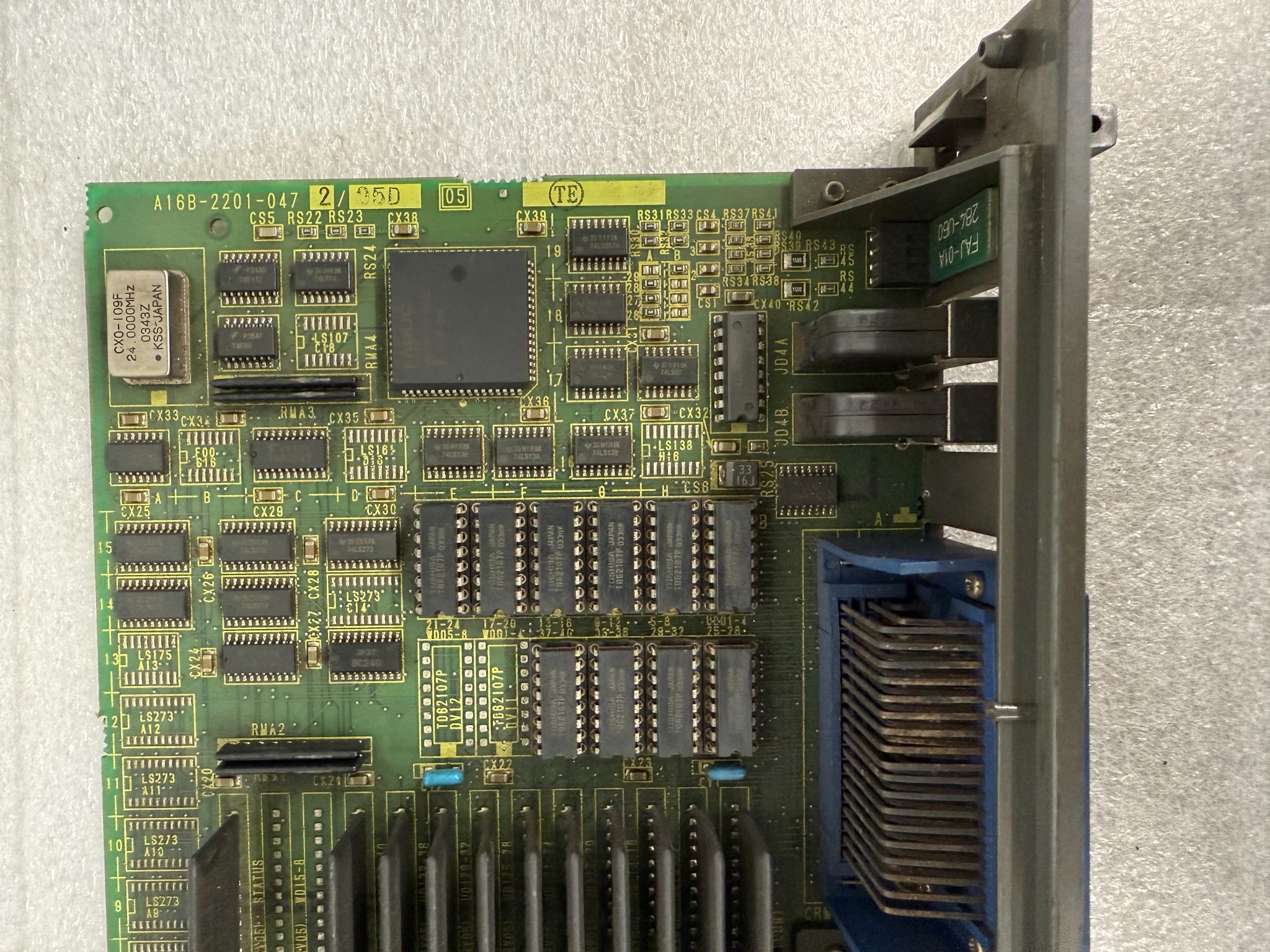FANUC A16B-2201-0472 /05D PCB - R-J2 I/O Processor Module USED 3