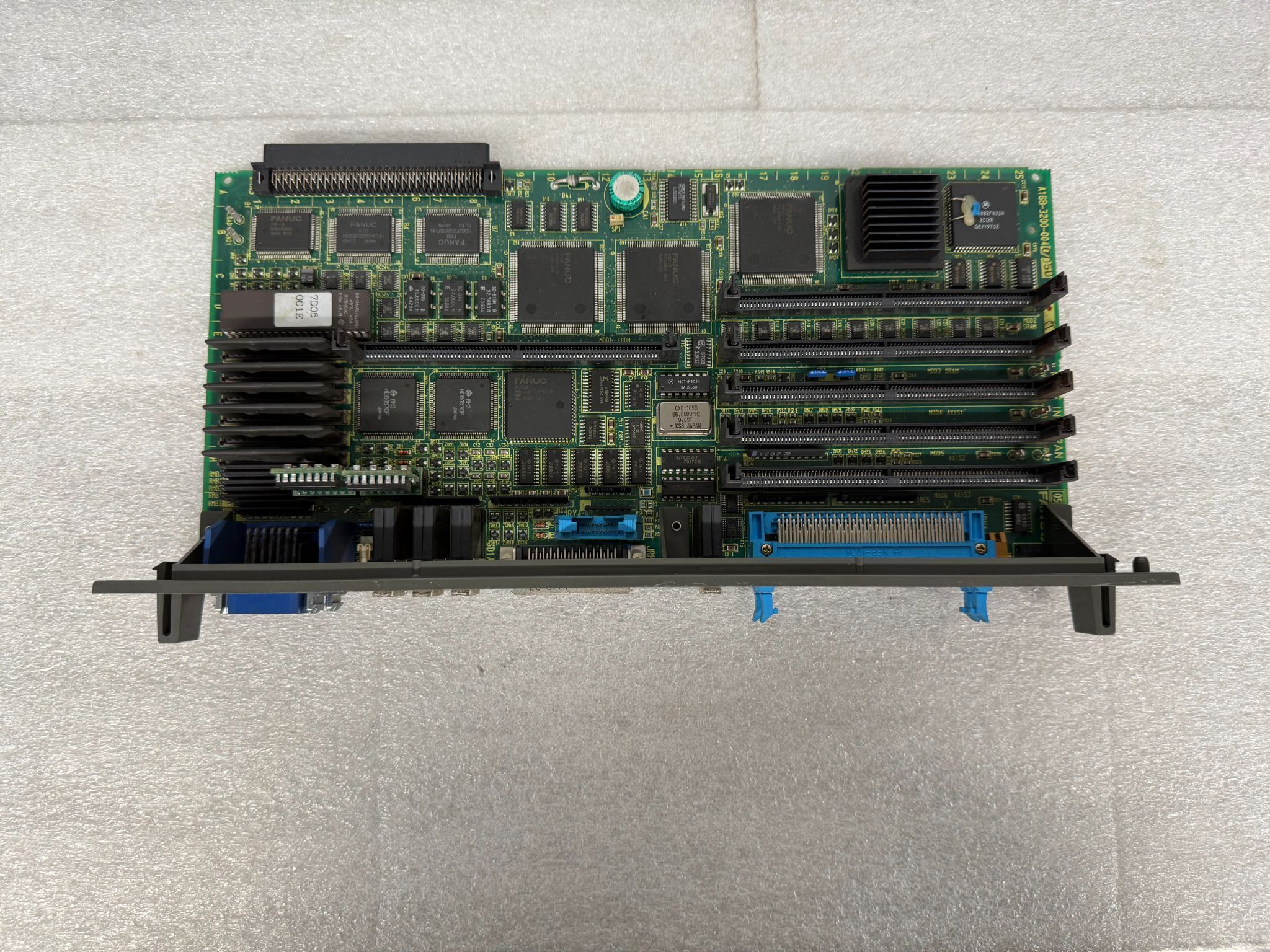 FANUC A16B-3200-0040/05D PCB - R-J2 Main CPU USED 0