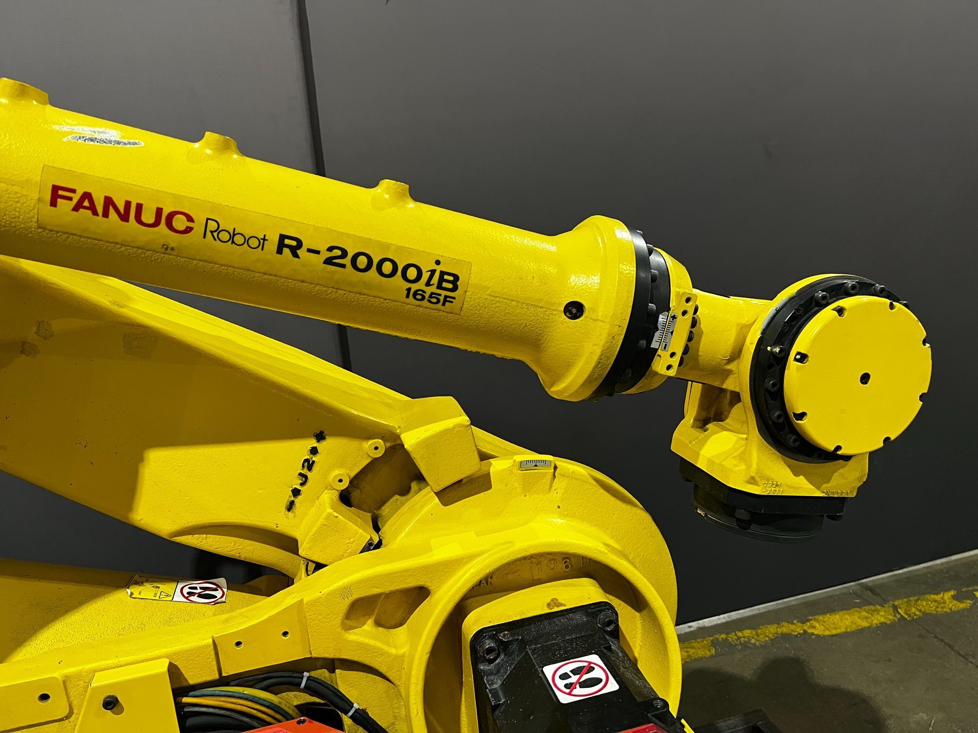 FANUC R-2000iB/165F Complete with R-30iA Controller USED 2
