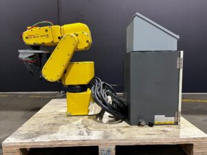 FANUC LR Mate 200iB/5P Complete with R-J3iB Mate Controller USED