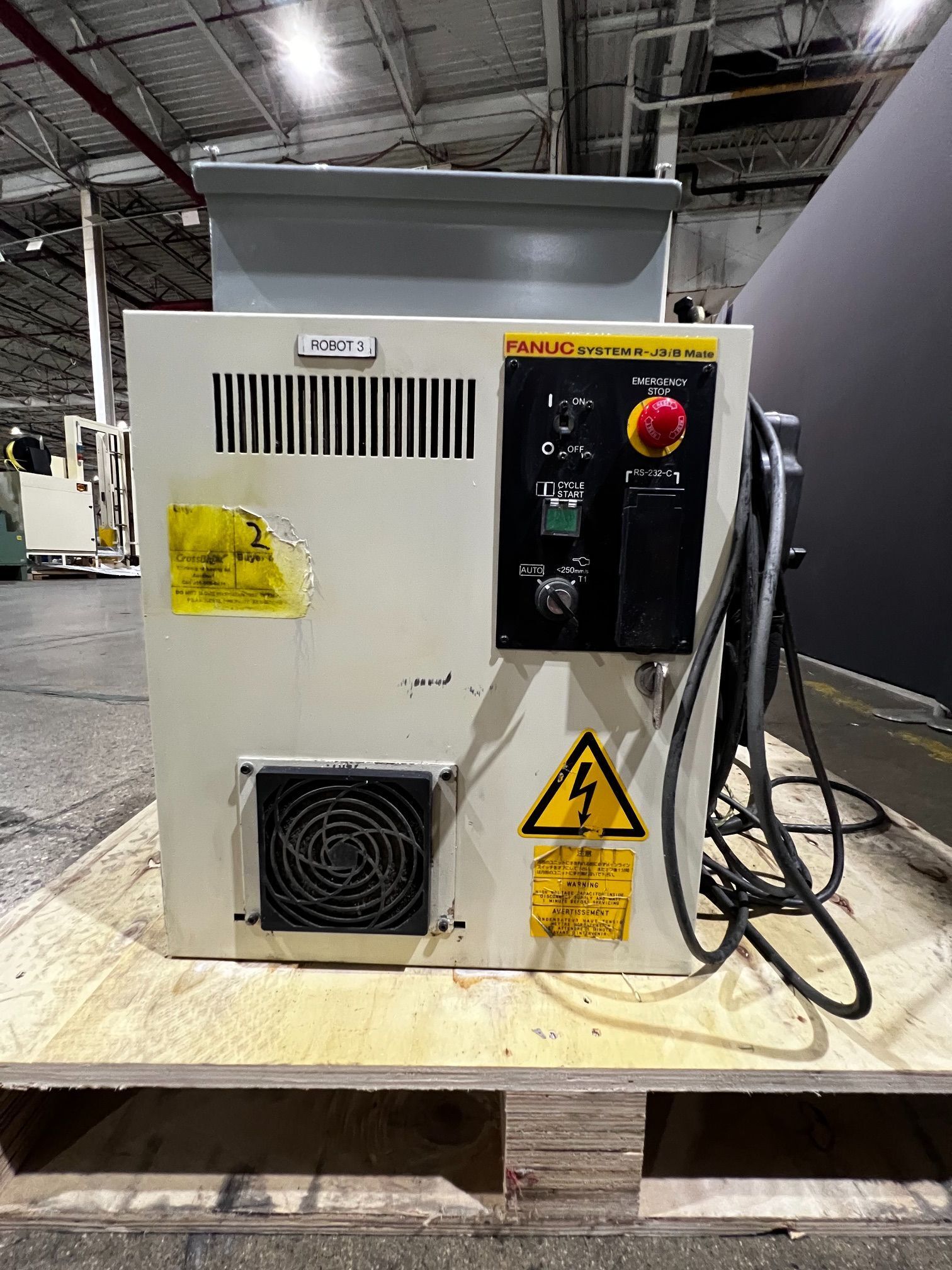 FANUC LR Mate 200iB/5P Complete with R-J3iB Mate Controller USED 4