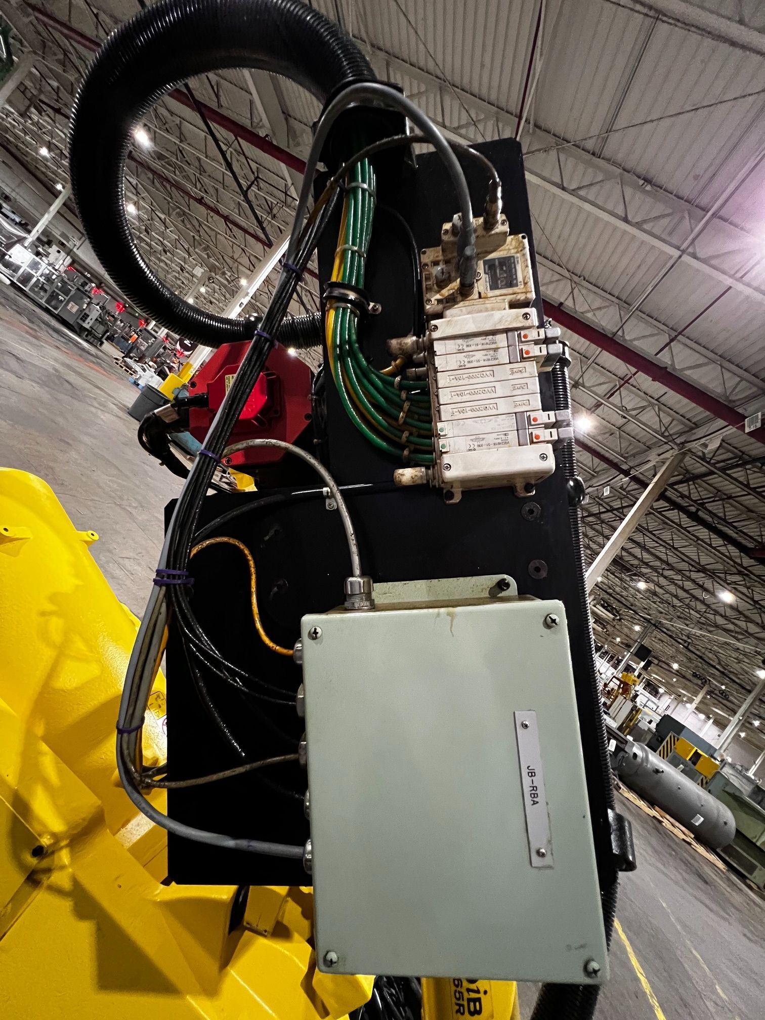 FANUC R-2000iB/165R Complete With R-30iB Controller USED 4