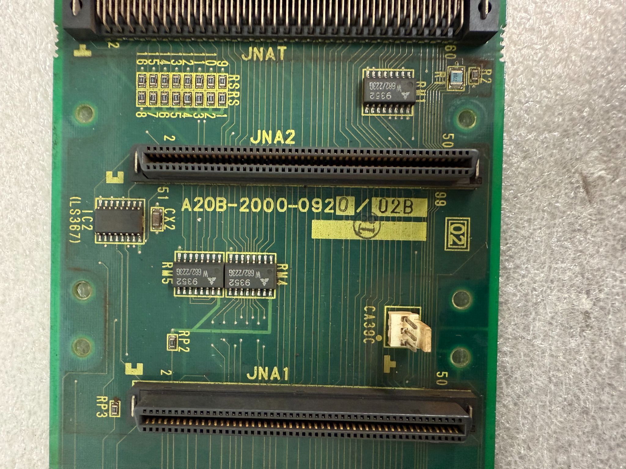 FANUC A20B-2000-0920/02B PCB - 6-Slot Back Plane USED 3