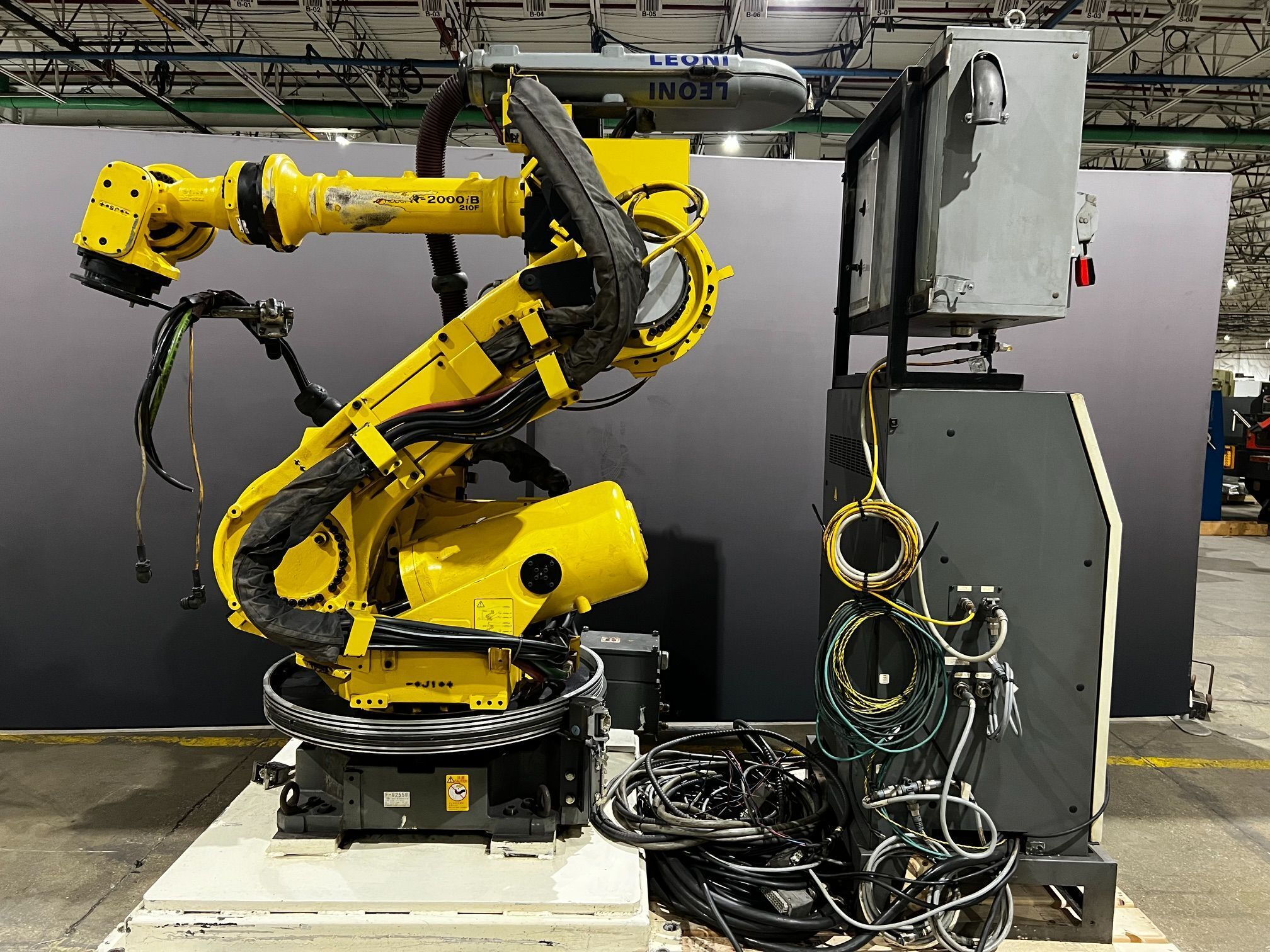 FANUC R-2000iB/210F Complete With R-30iA Controller & WTC 5003 Weld Inverter USED 0