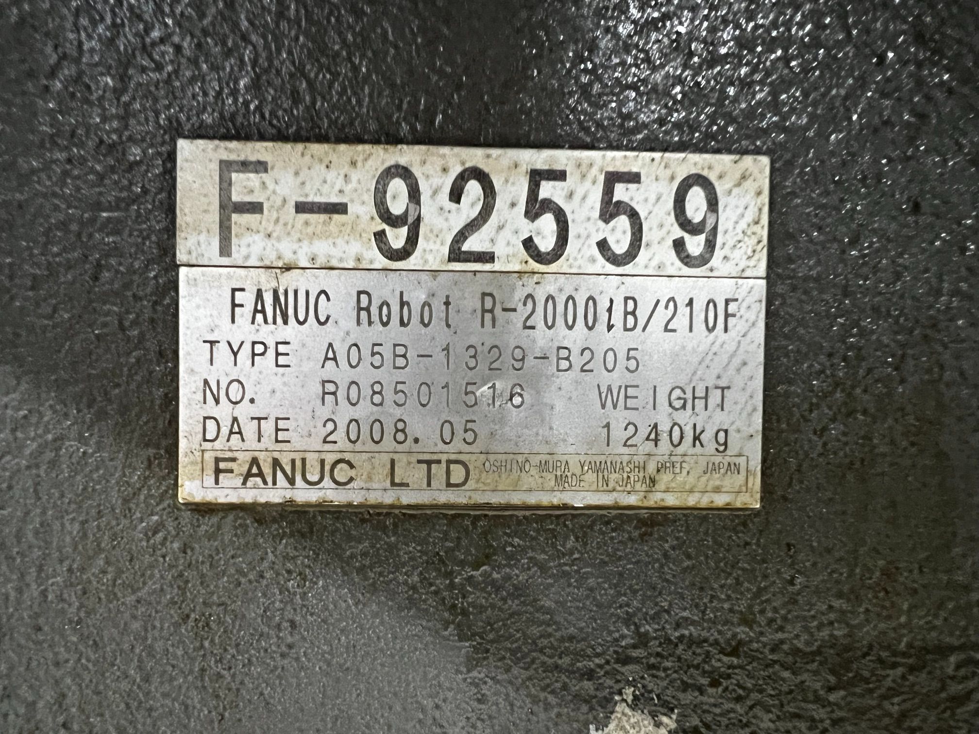FANUC R-2000iB/210F Complete With R-30iA Controller & WTC 5003 Weld Inverter USED 4