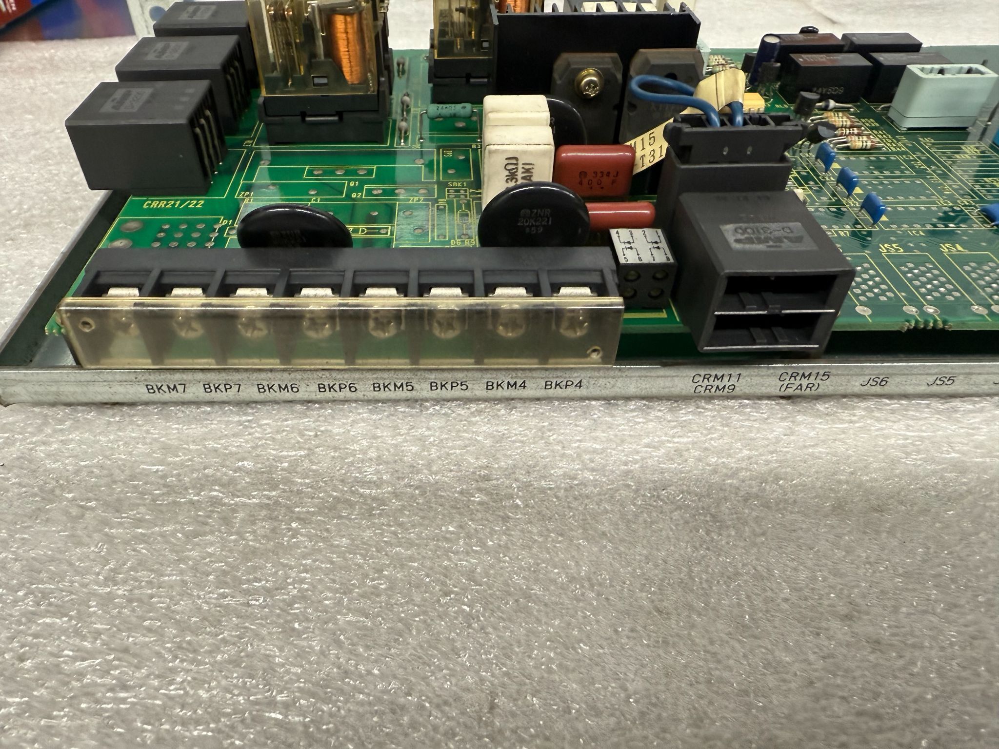 FANUC A16B-1212-0930/04B PCB - R-J2 Control Board USED 1