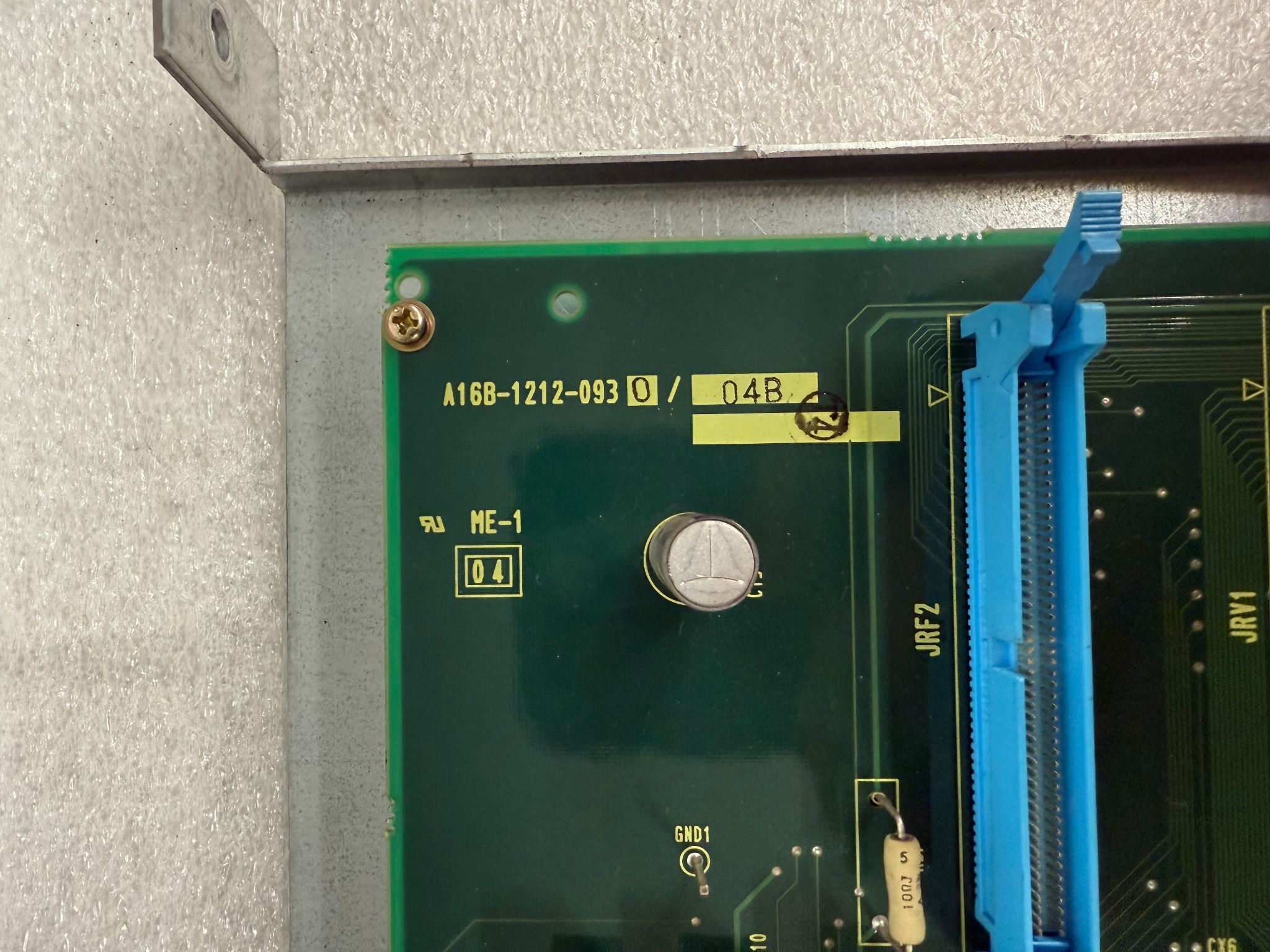 FANUC A16B-1212-0930/04B PCB - R-J2 Control Board USED 4