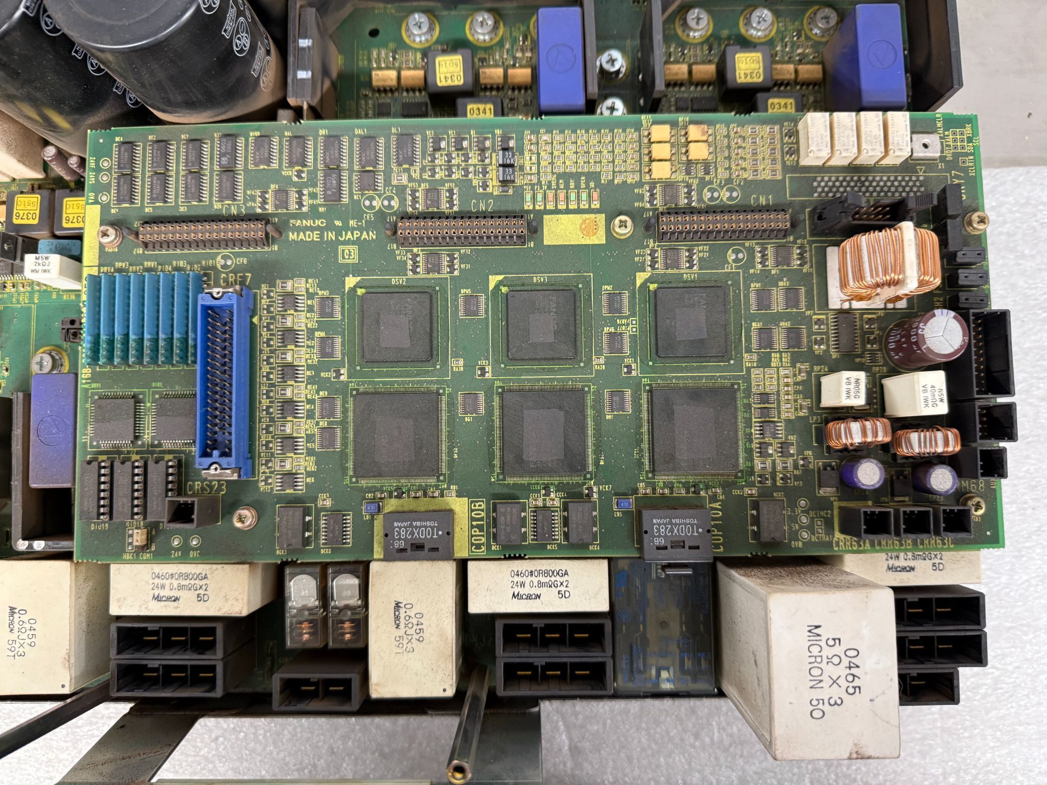 FANUC A06B-6105-H001 6-Axis Servo Amplifier USED 1
