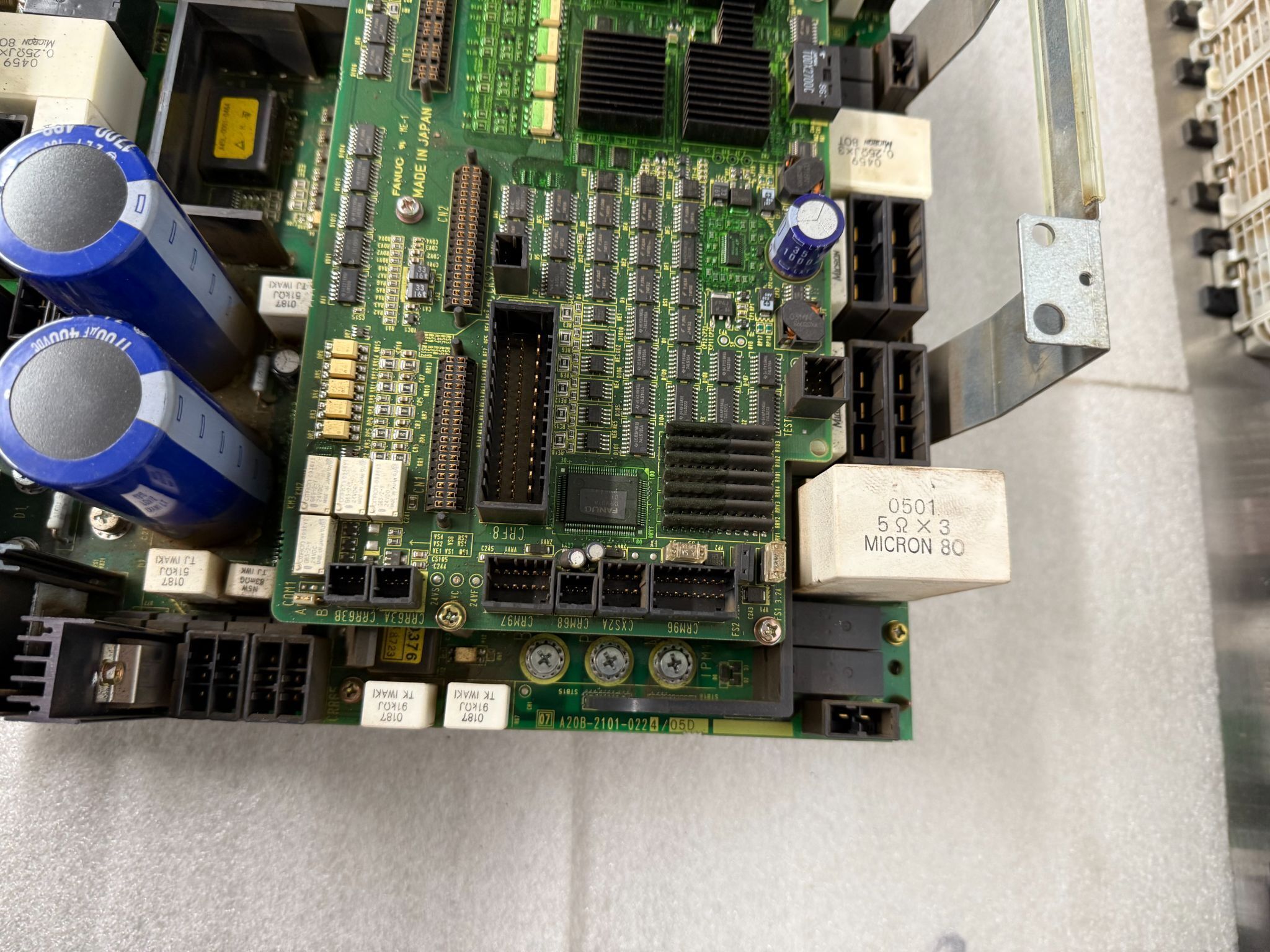 FANUC A06B-6107-H001 (A) 6-Axis Servo Amplifier USED 4