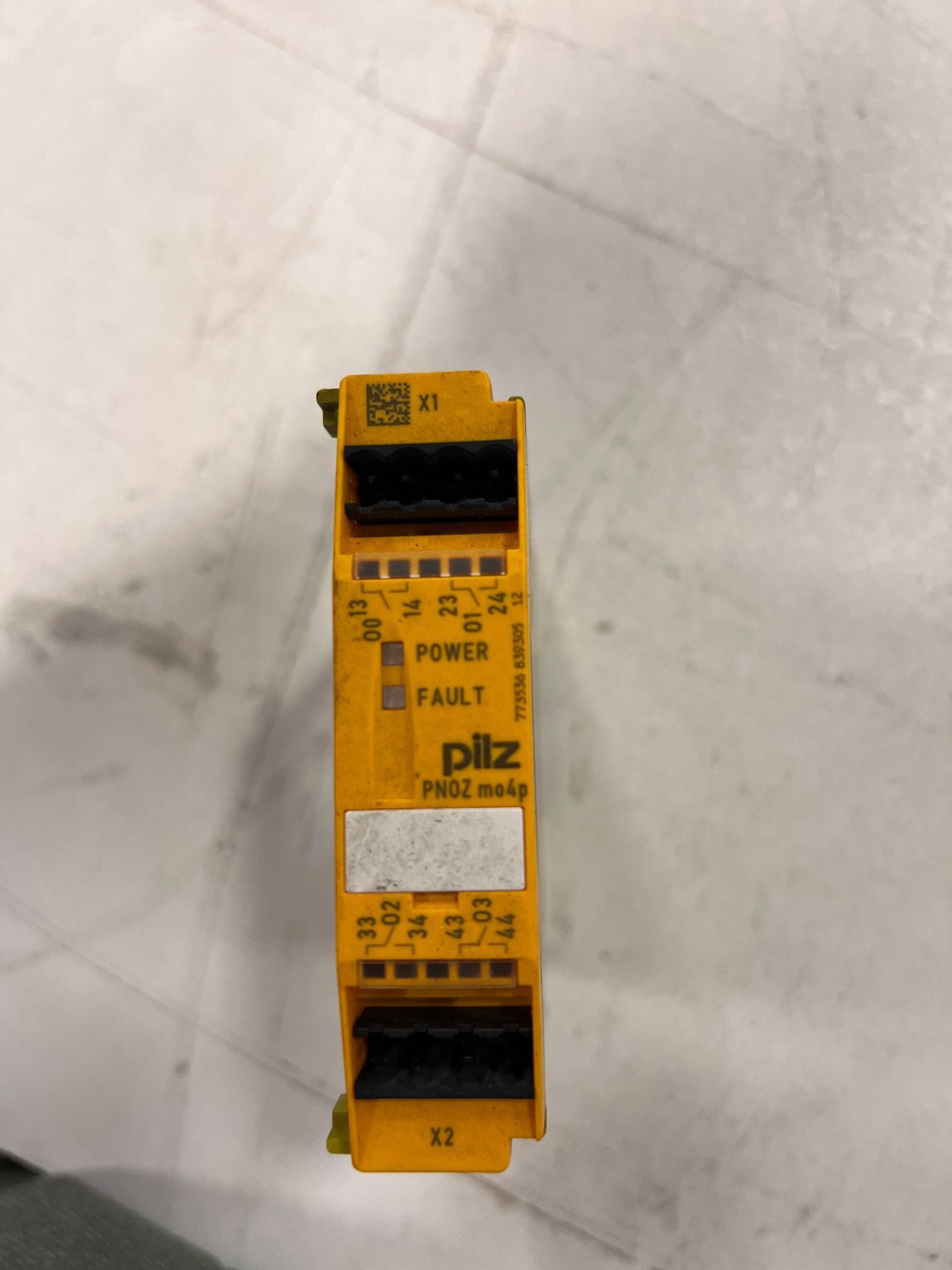 PILZ PNOZmo4p Safety Relay Expansion 773536 USED 0