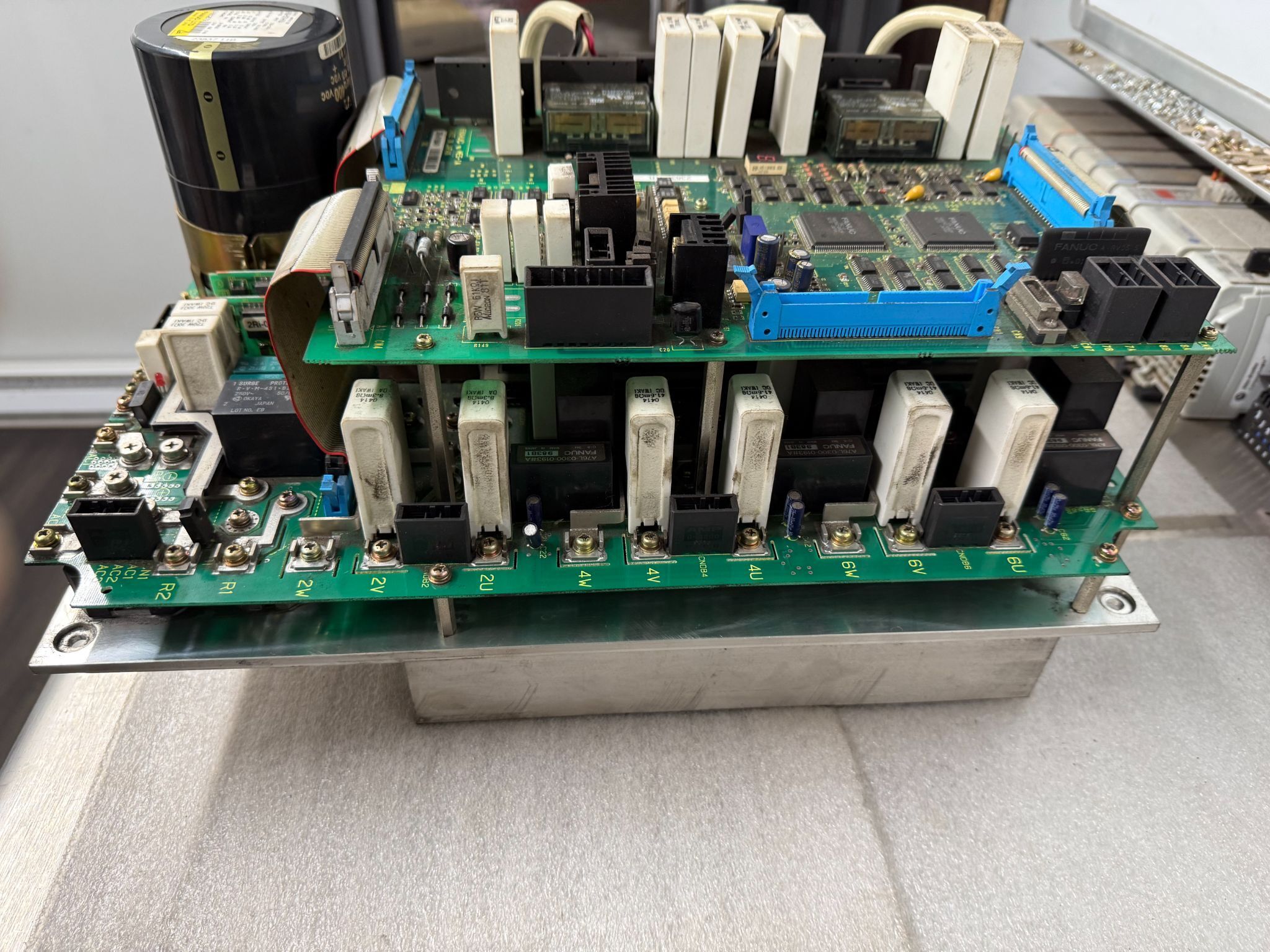 FANUC A06B-6076-H104 (A) 6-Axis Servo Amplifier USED 4
