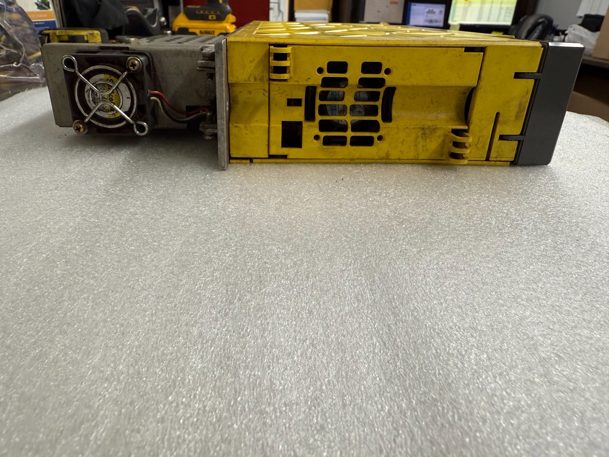 FANUC A06B-6114-H207 aiSV 40/40 Servo Drive USED 4