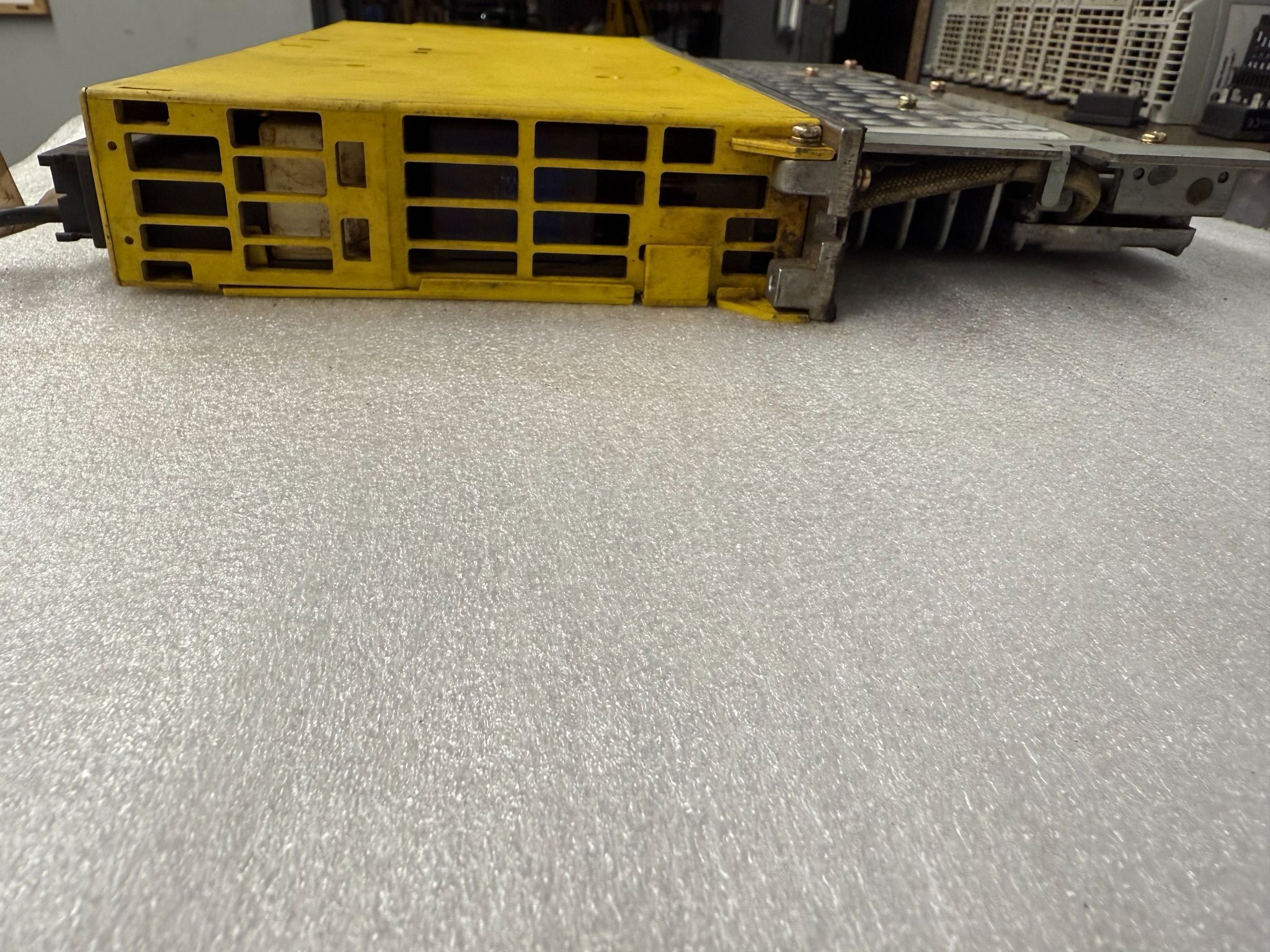 FANUC A06B-6093-H114 Beta Series SVU-80 Servo Drive USED 5
