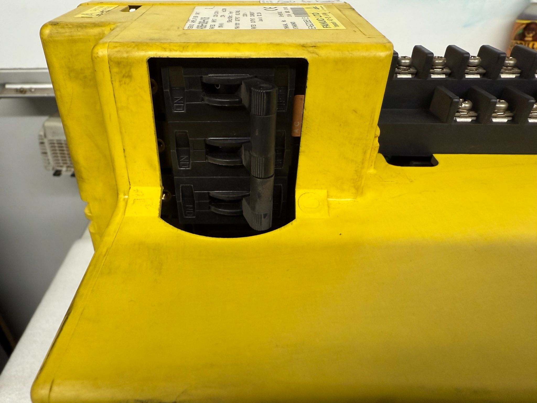FANUC A06B-6089-H106 ALPHA-130A Servo Amplifier USED 1