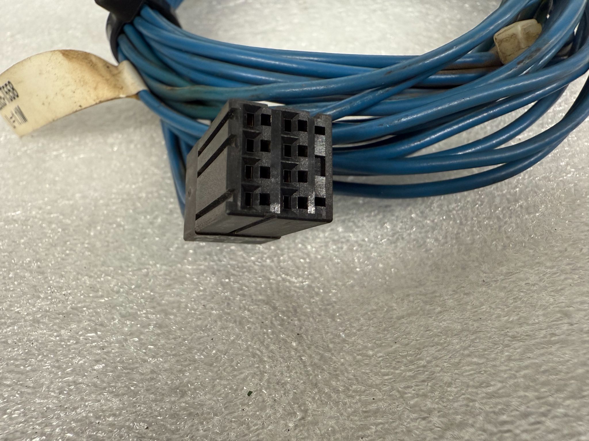FANUC A660-2005-T558 L=1.1M CXS2A Aux Cable USED 2