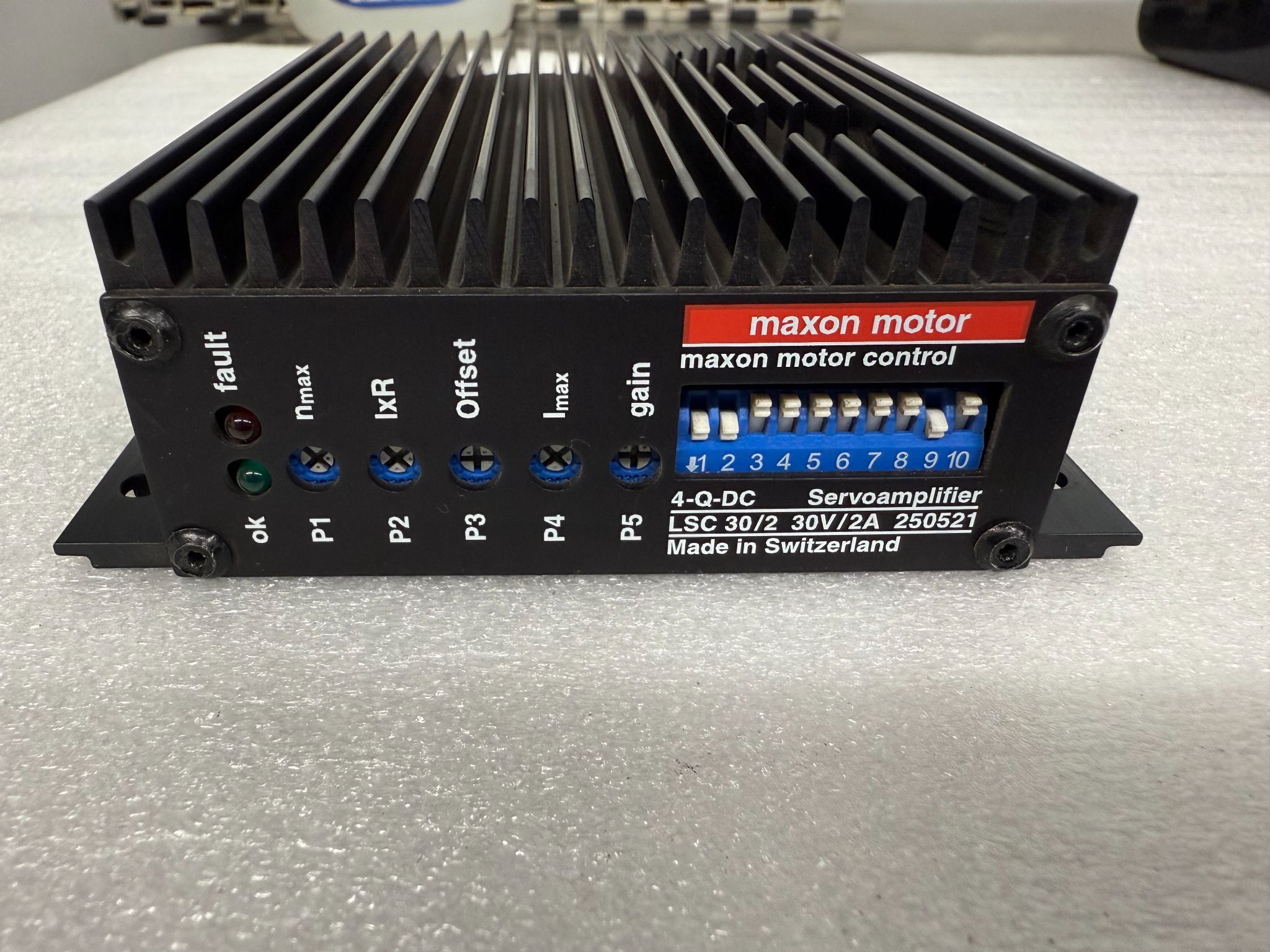 MAXON MOTOR 4-Q-DC Servo Amplifier LSC 30/2 30V/2A 250521 USED 0