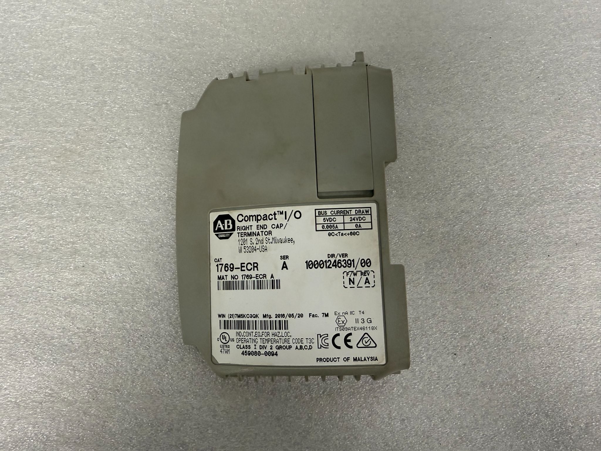 ALLEN BRADLEY 1769-ECR CompactLogix Right End Cap / Terminator USED 0