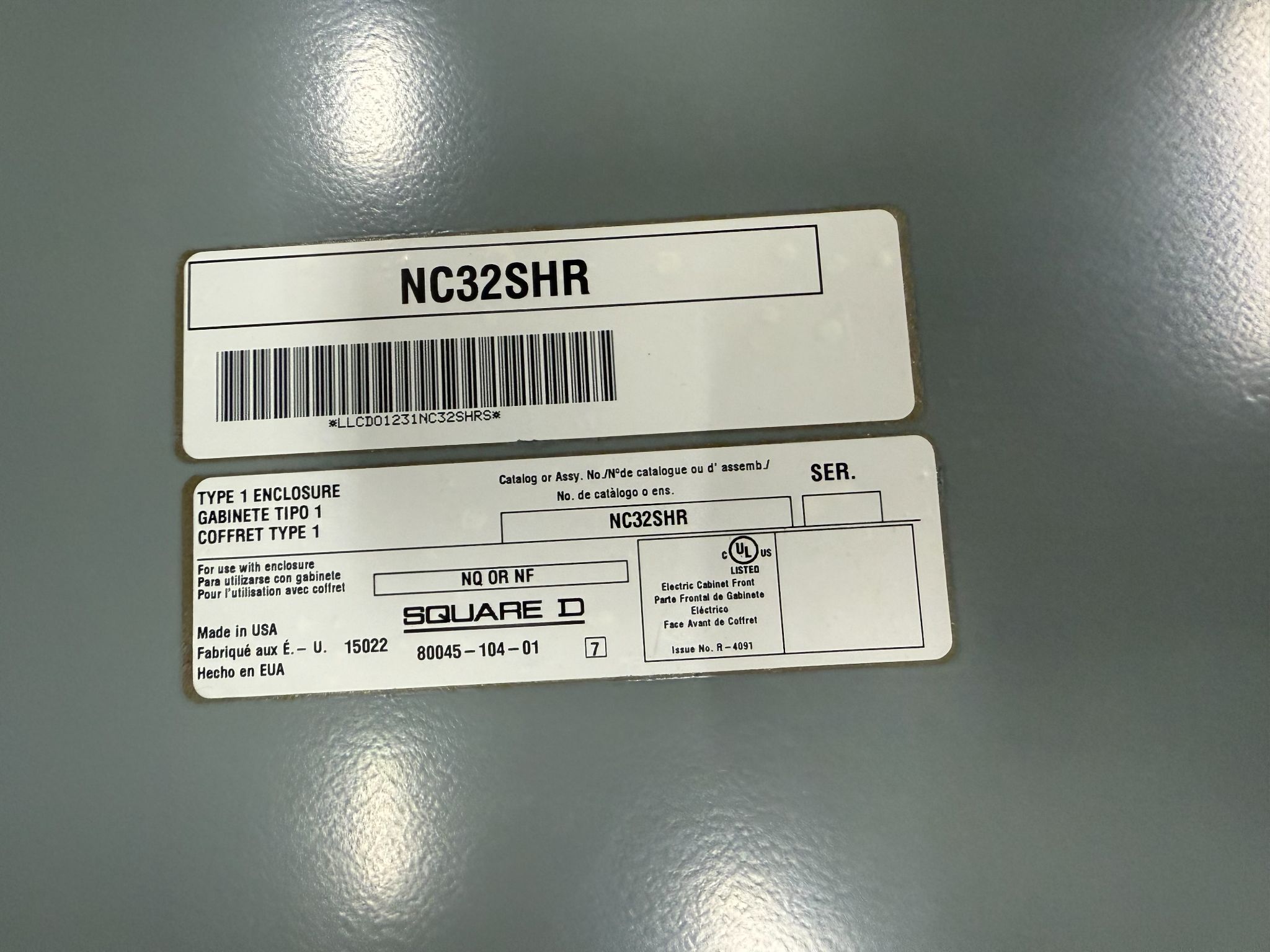 SQUARE D NC32SHR Breaker Panel w/ 30 (15 A) Fuse Slots USED 7