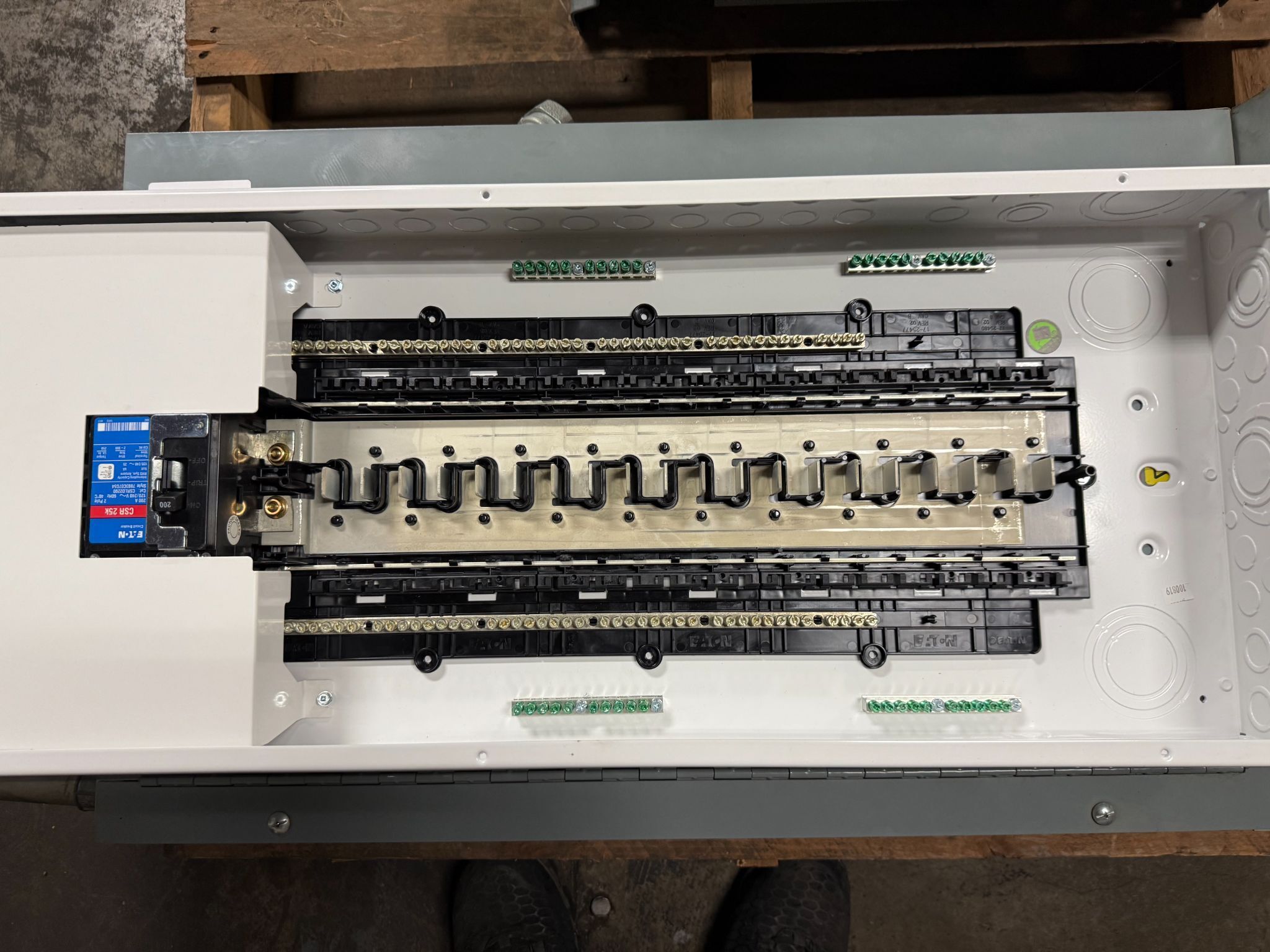 EATON CBRPM240 Circuit Breaker Enclosure NEW - Open Box 1