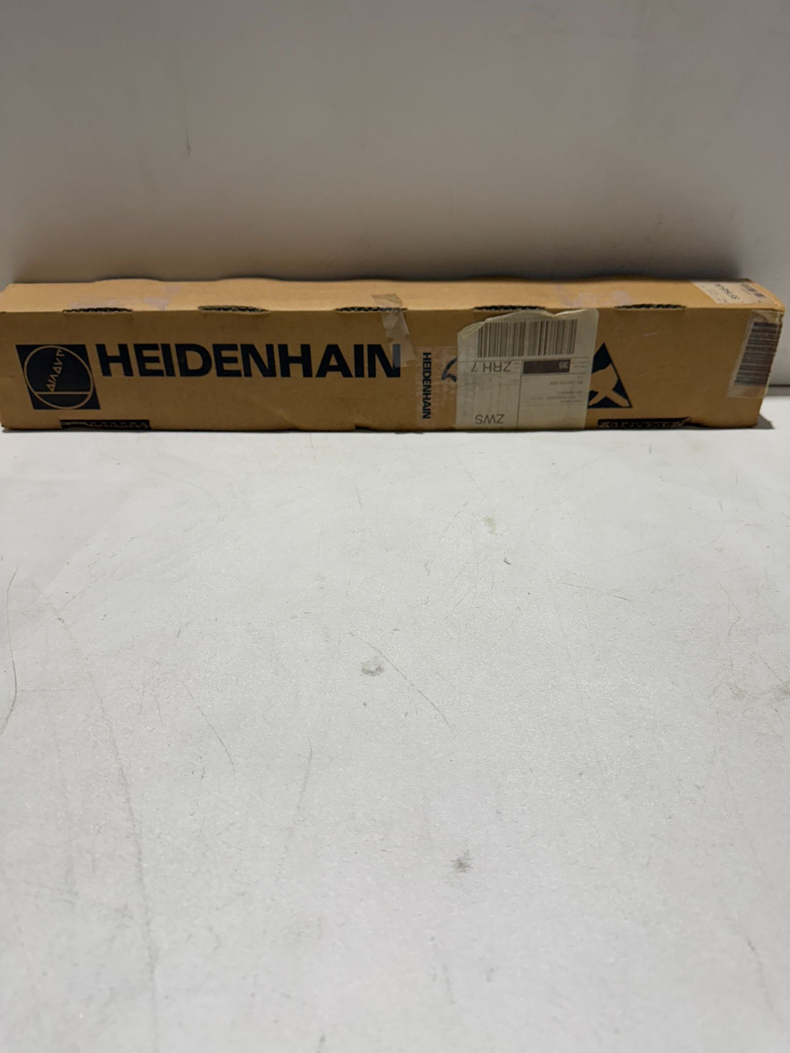 HEIDENHAIN LC 493F/220MM LINEAR ENCODER NEW IN BOX 0