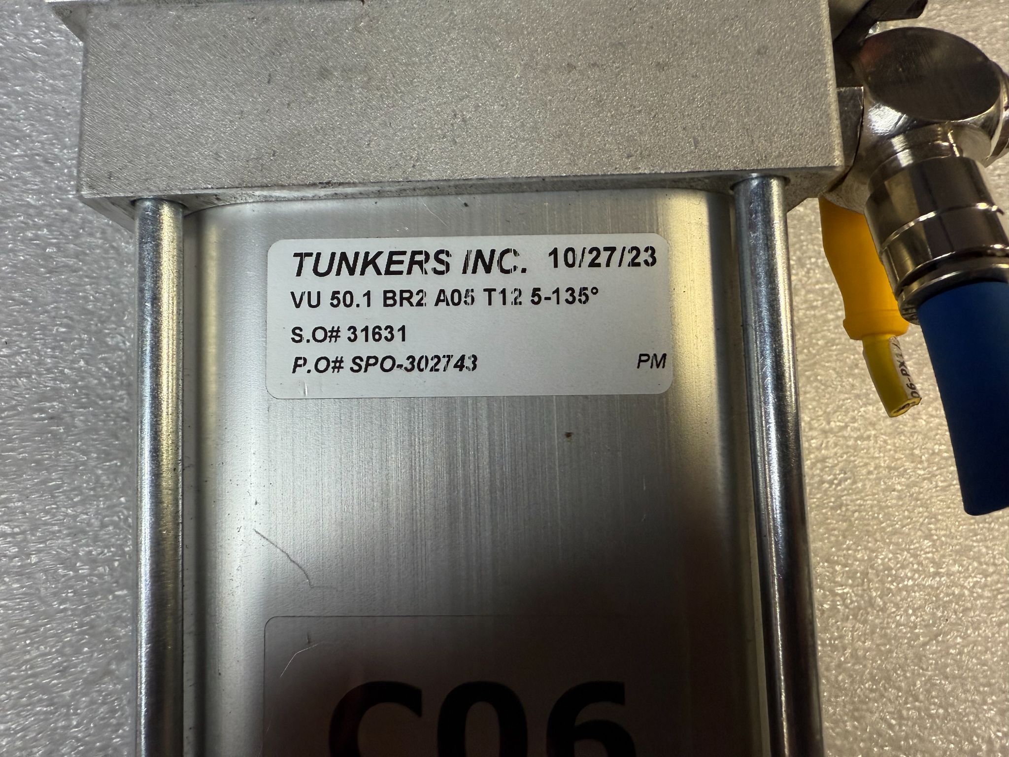 TUNKERS VU 50.1 BR2 A05 T12 5–135° Pneumatic Clamp USED 3
