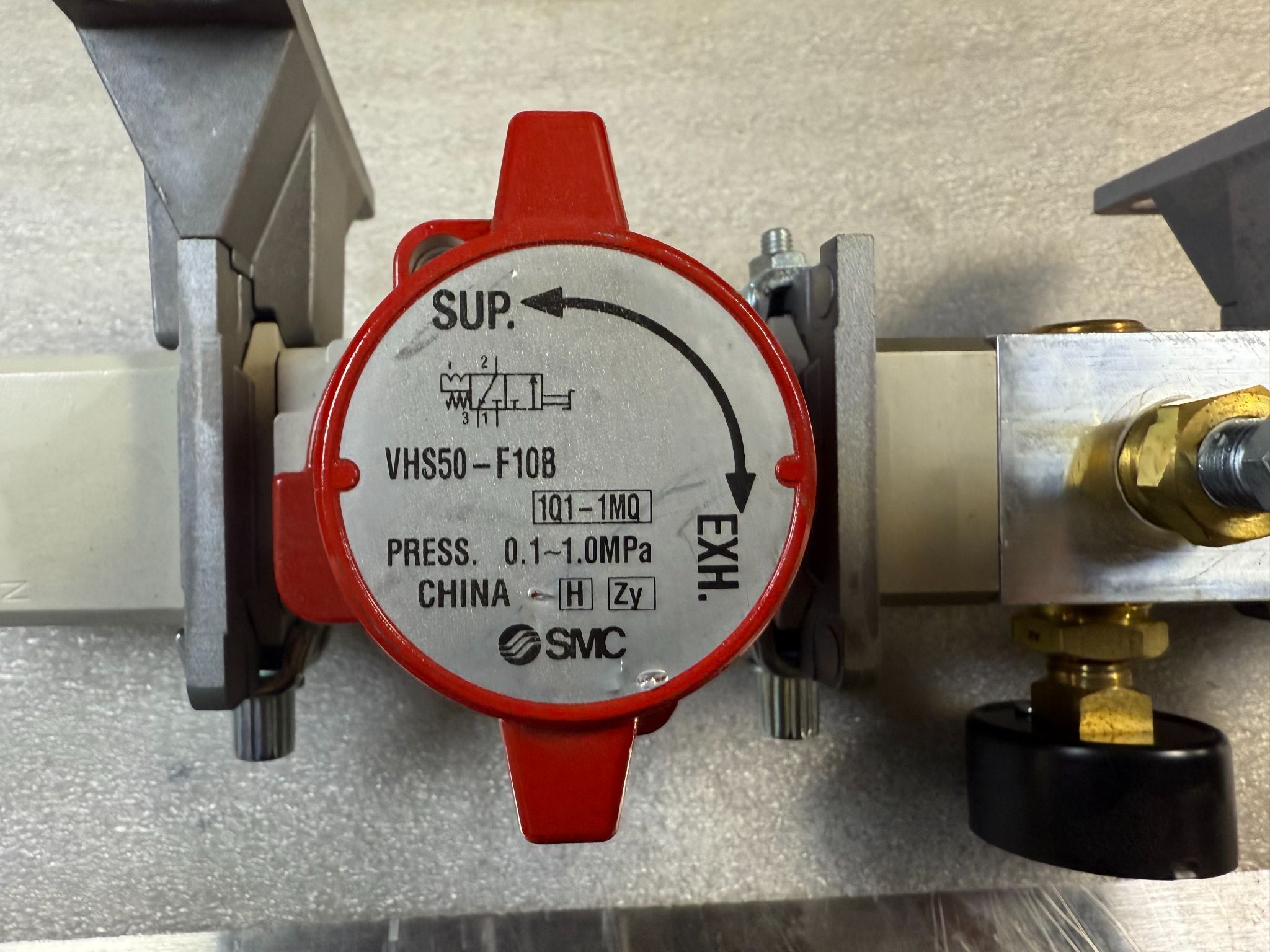 SMC VHS50‑10N‑X30 Pneumatic Safety Shut‑Off Valve Assembly USED 3